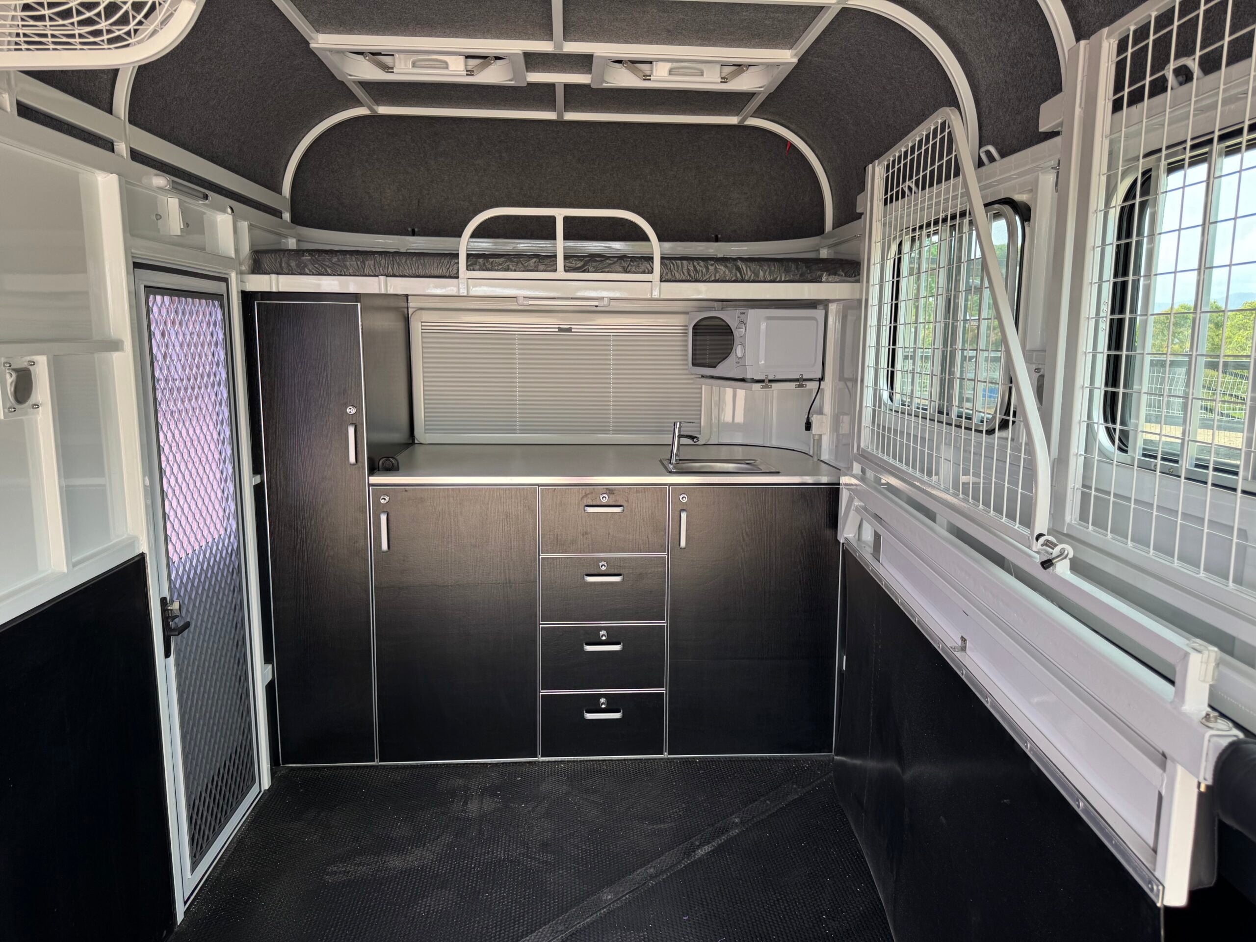 2HAL-L860 Eventer SN Prestige Series Deluxe Package