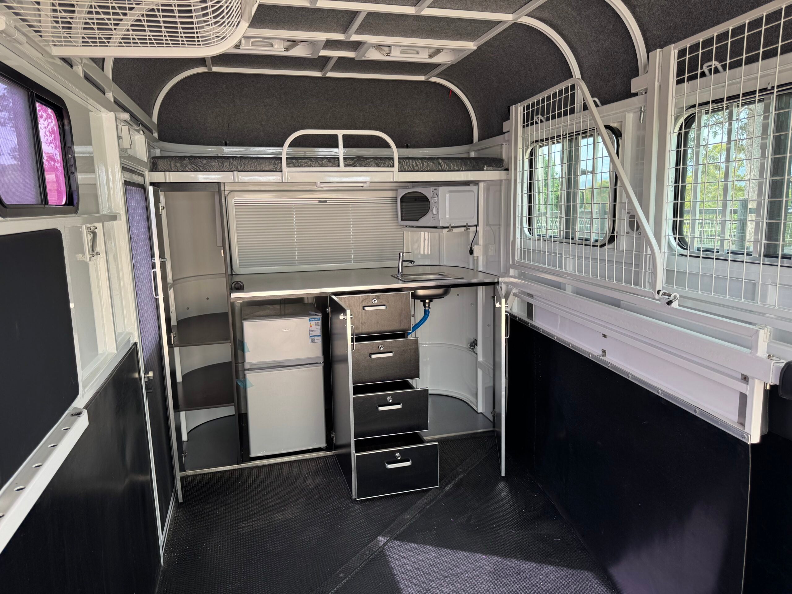 2HAL-L860 Eventer SN Prestige Series Deluxe Package