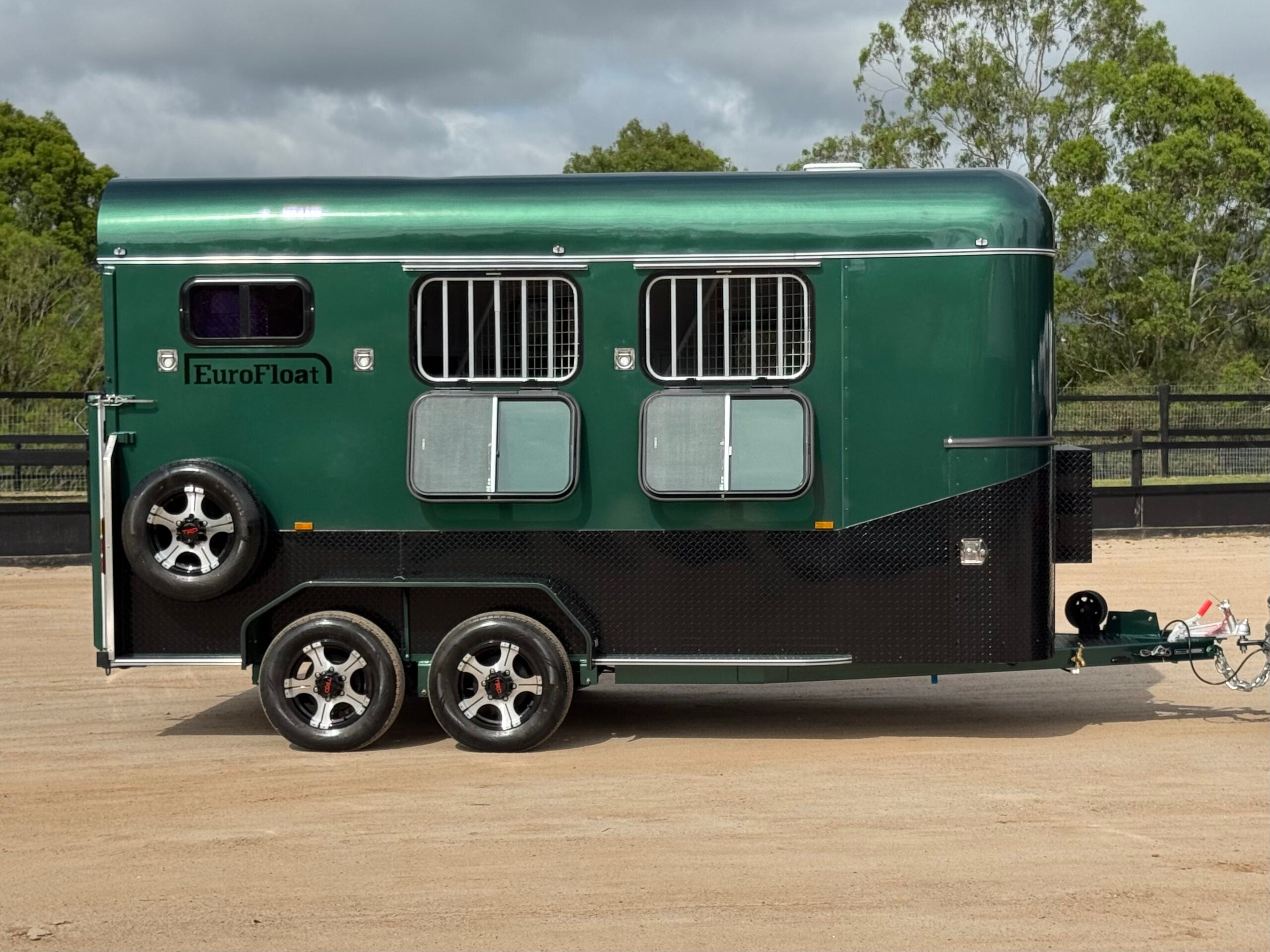 2HAL-L860 Eventer SN Prestige Series Deluxe Package