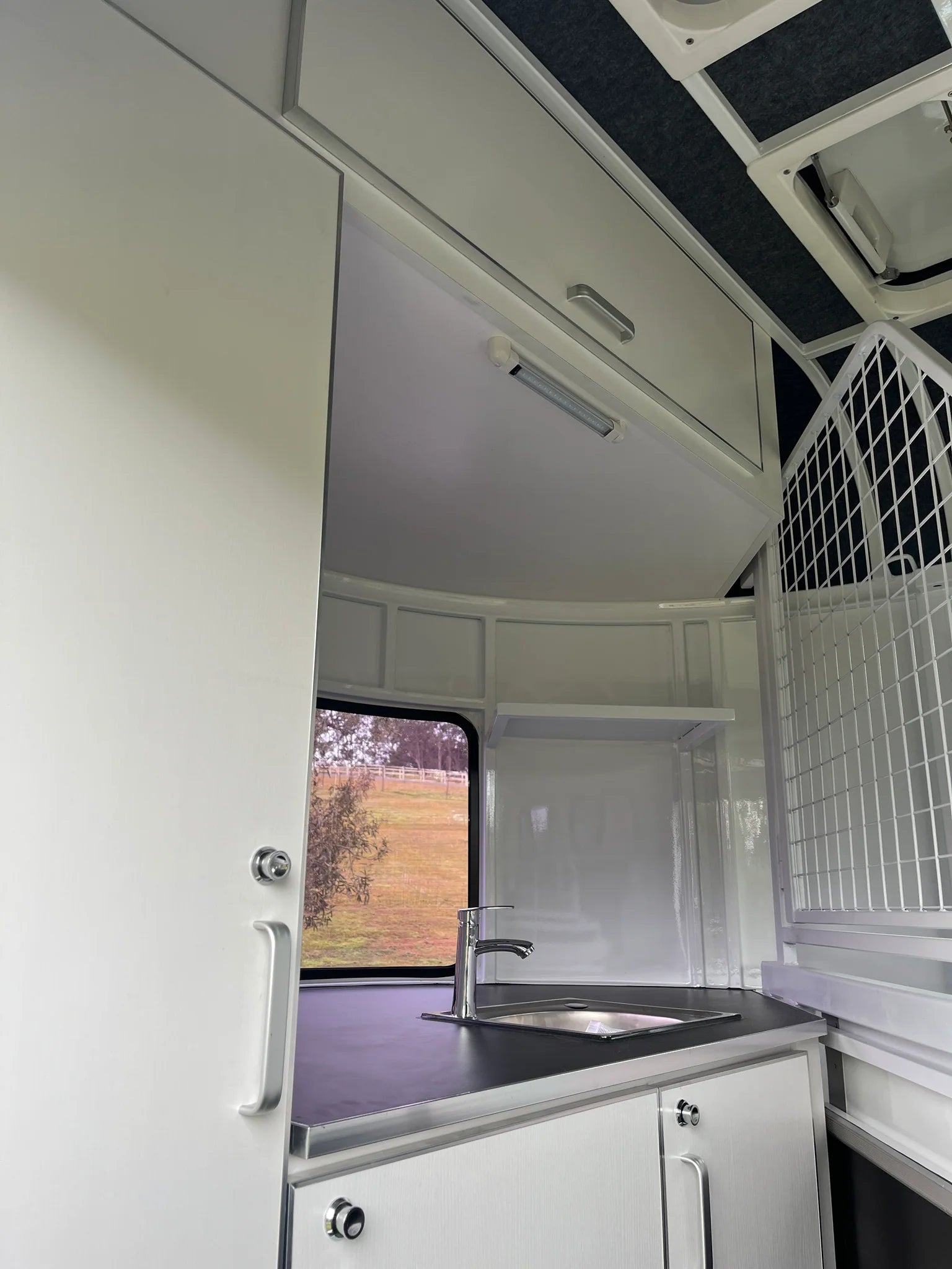 2HAL-L600 RN Prestige Series Standard Package