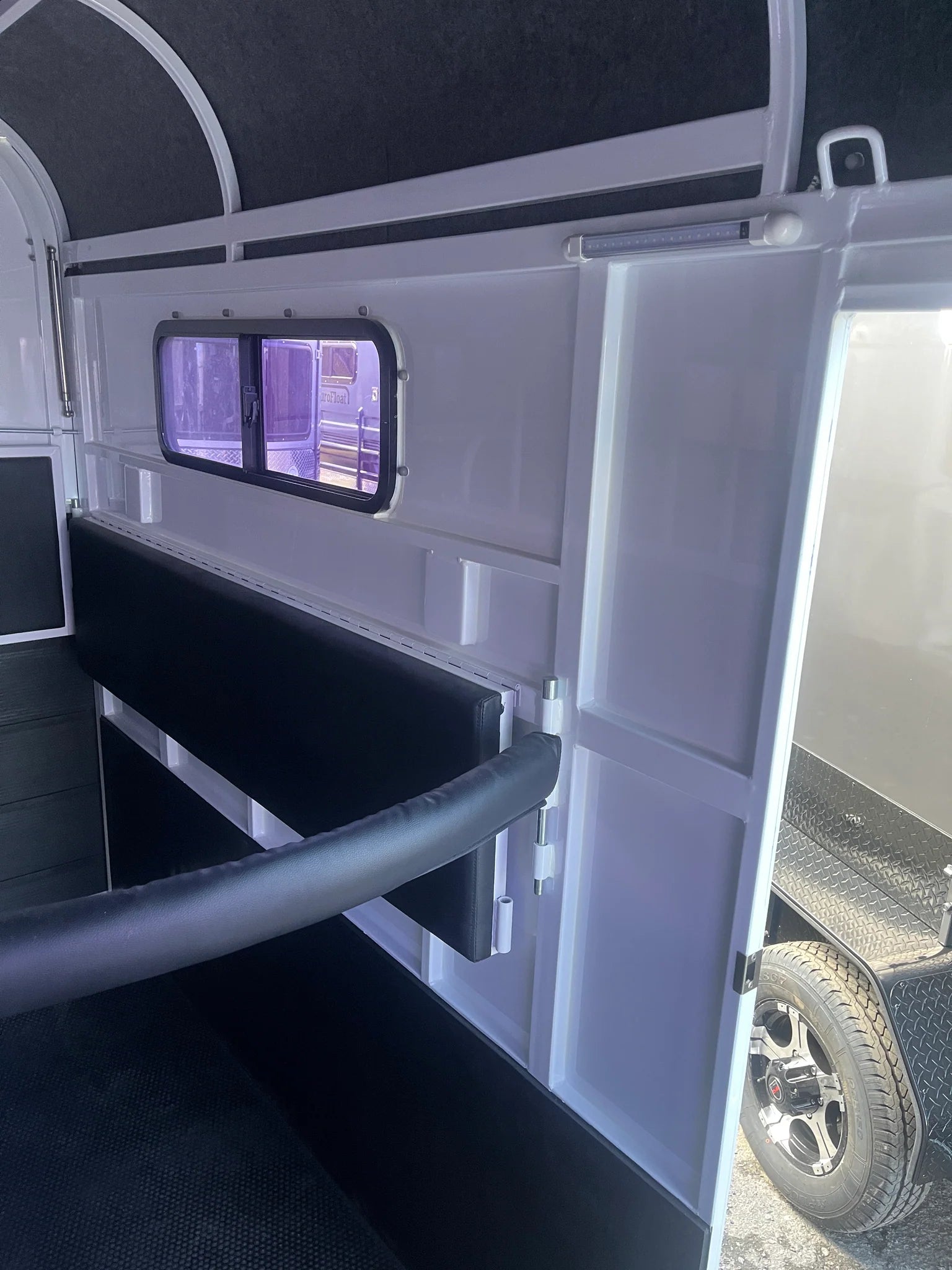 2HSL-S RN Prestige Series Standard Package