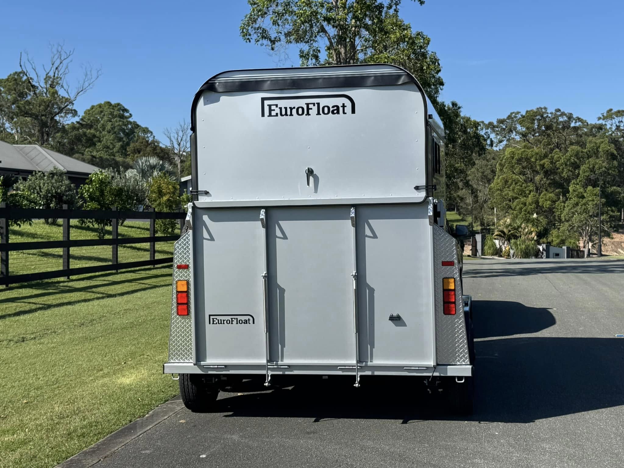 2HSL-S SN Prestige Series Standard Package