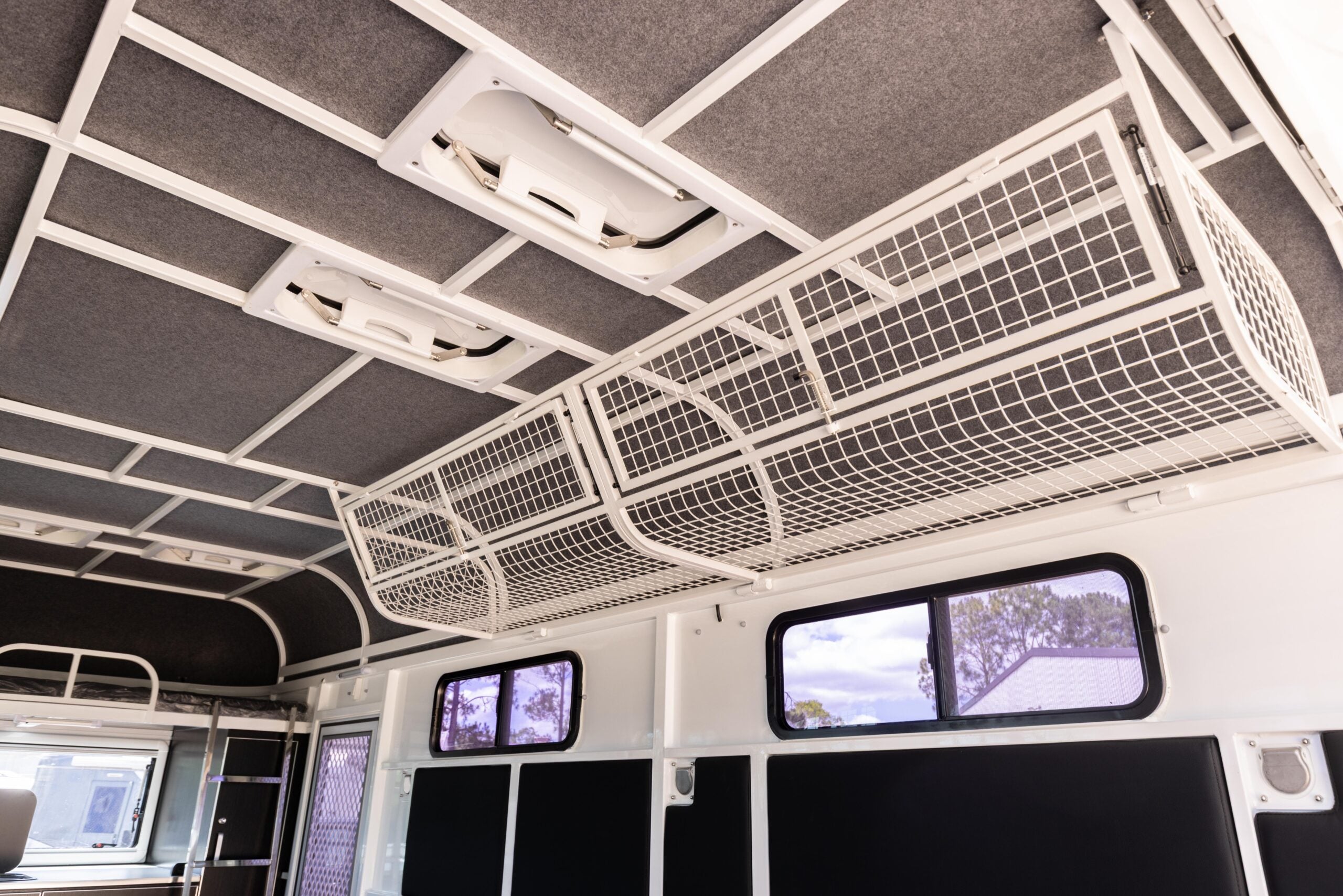 3HAL-L500 SN Prestige Eventer Series Deluxe Package