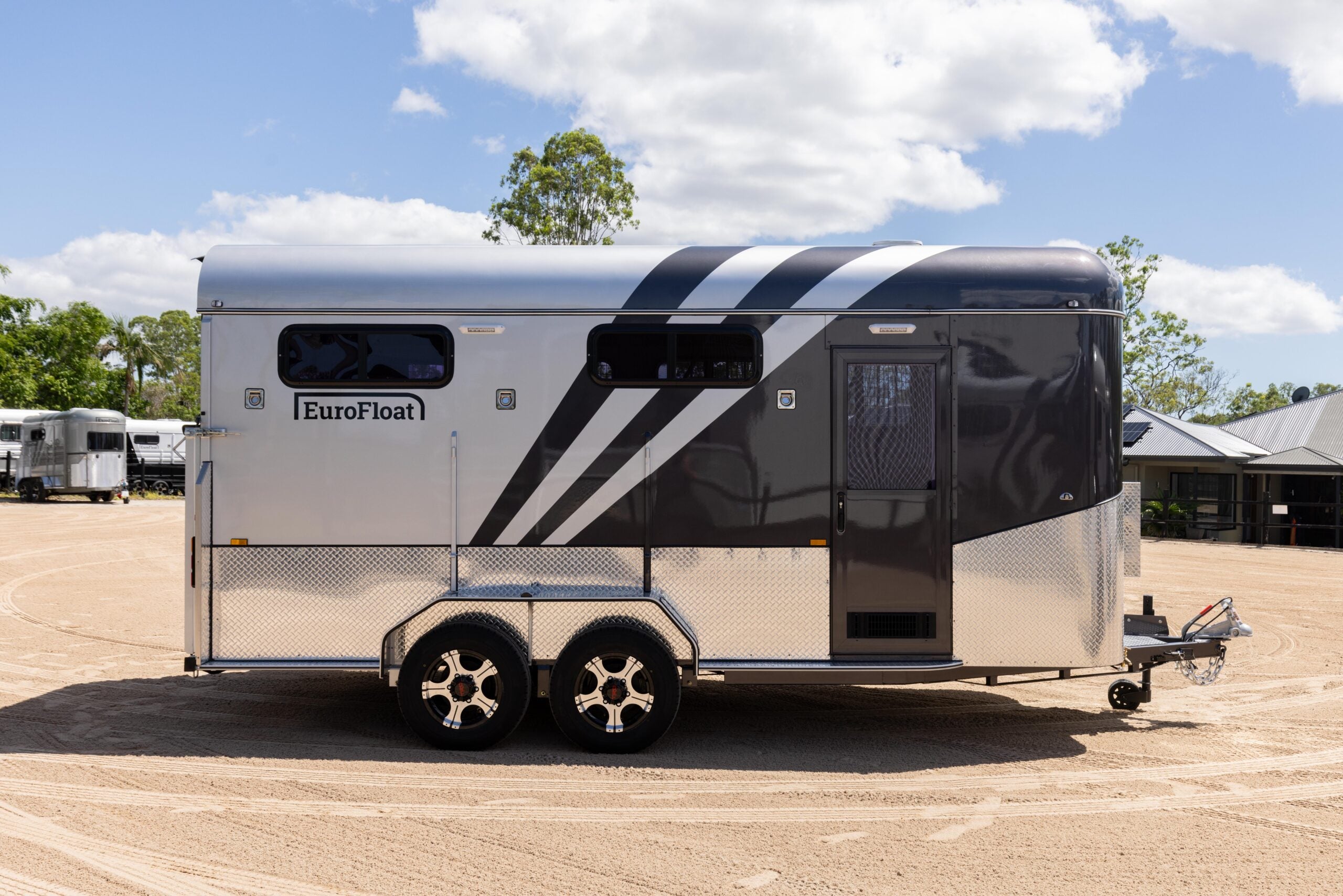 3HAL-L500 SN Prestige Eventer Series Deluxe Package
