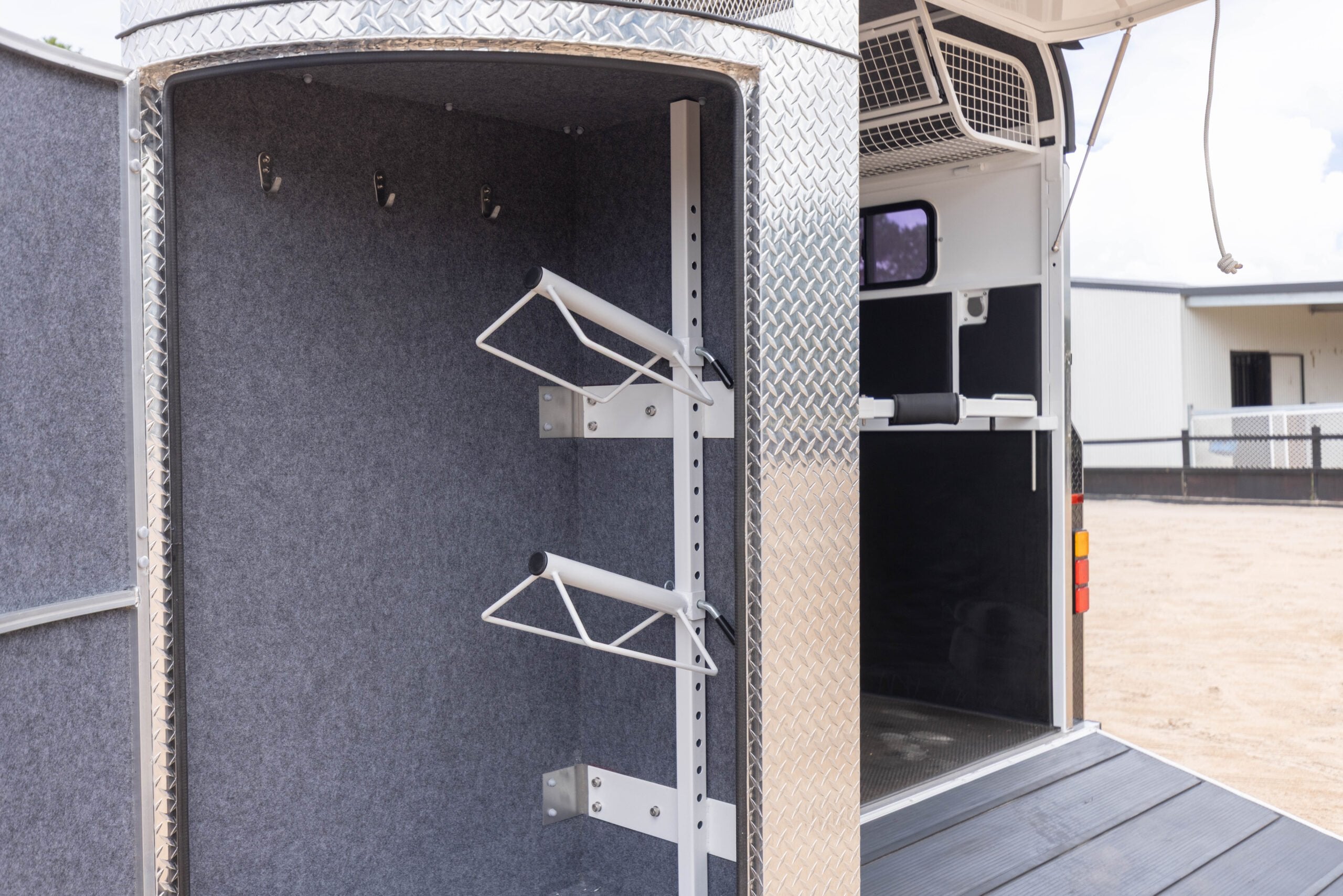 2HAL-L860 SN Prestige Series Deluxe Package