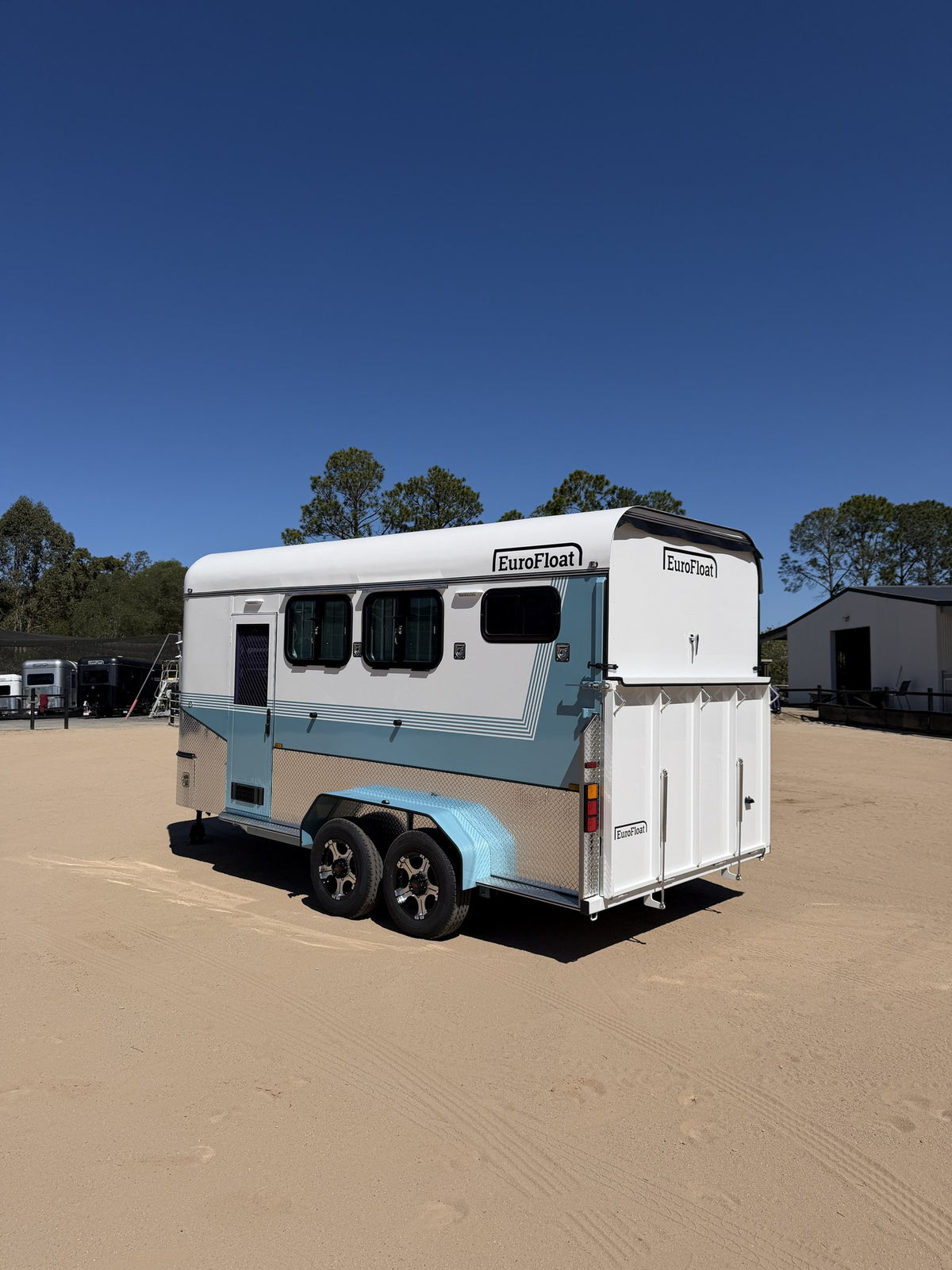 EuroFloat 774.A Compact Overnighter 2.1 horse float with living, photo 5