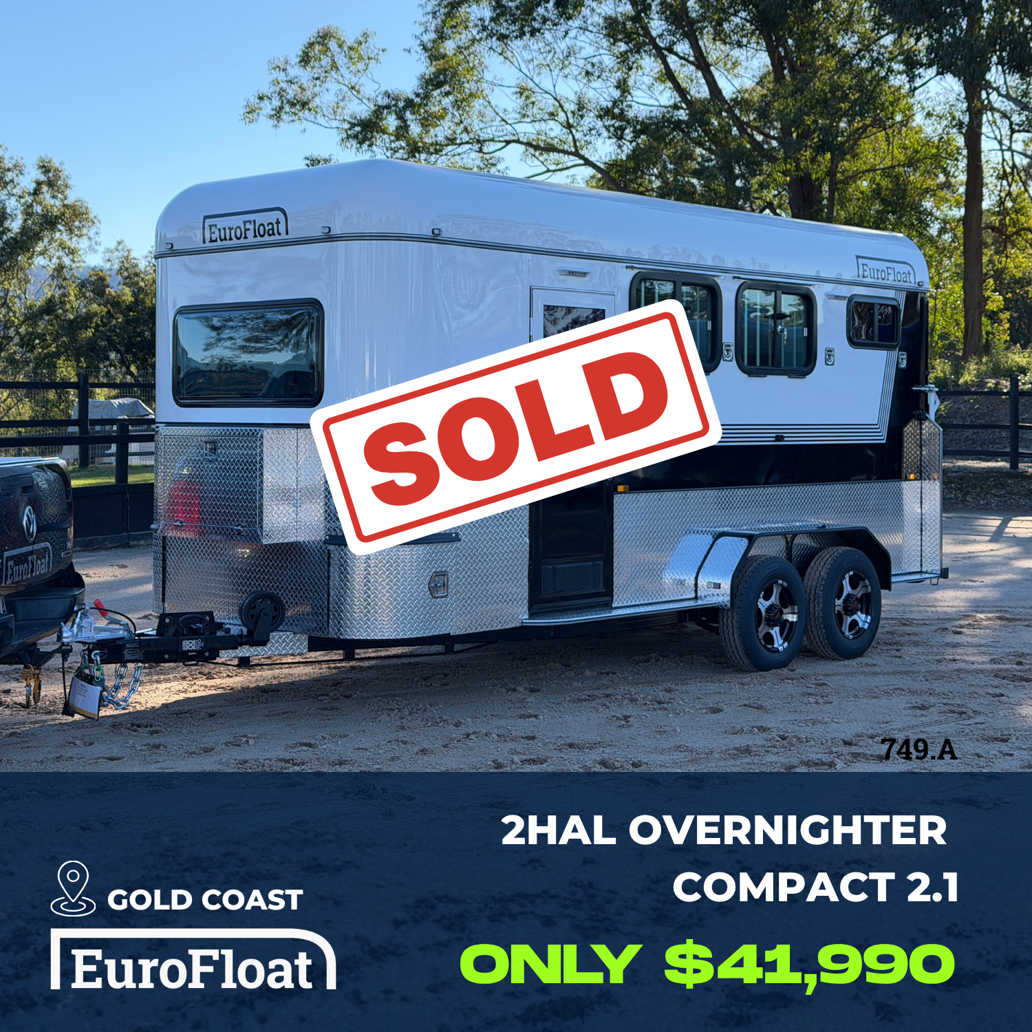 2 Horse Angle Load Camper Float Compact Overnighter SN 2.1