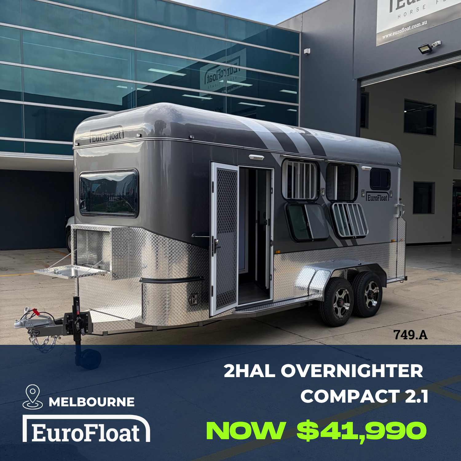 2 Horse Angle Load Camper Float Compact Overnighter SN 2.1