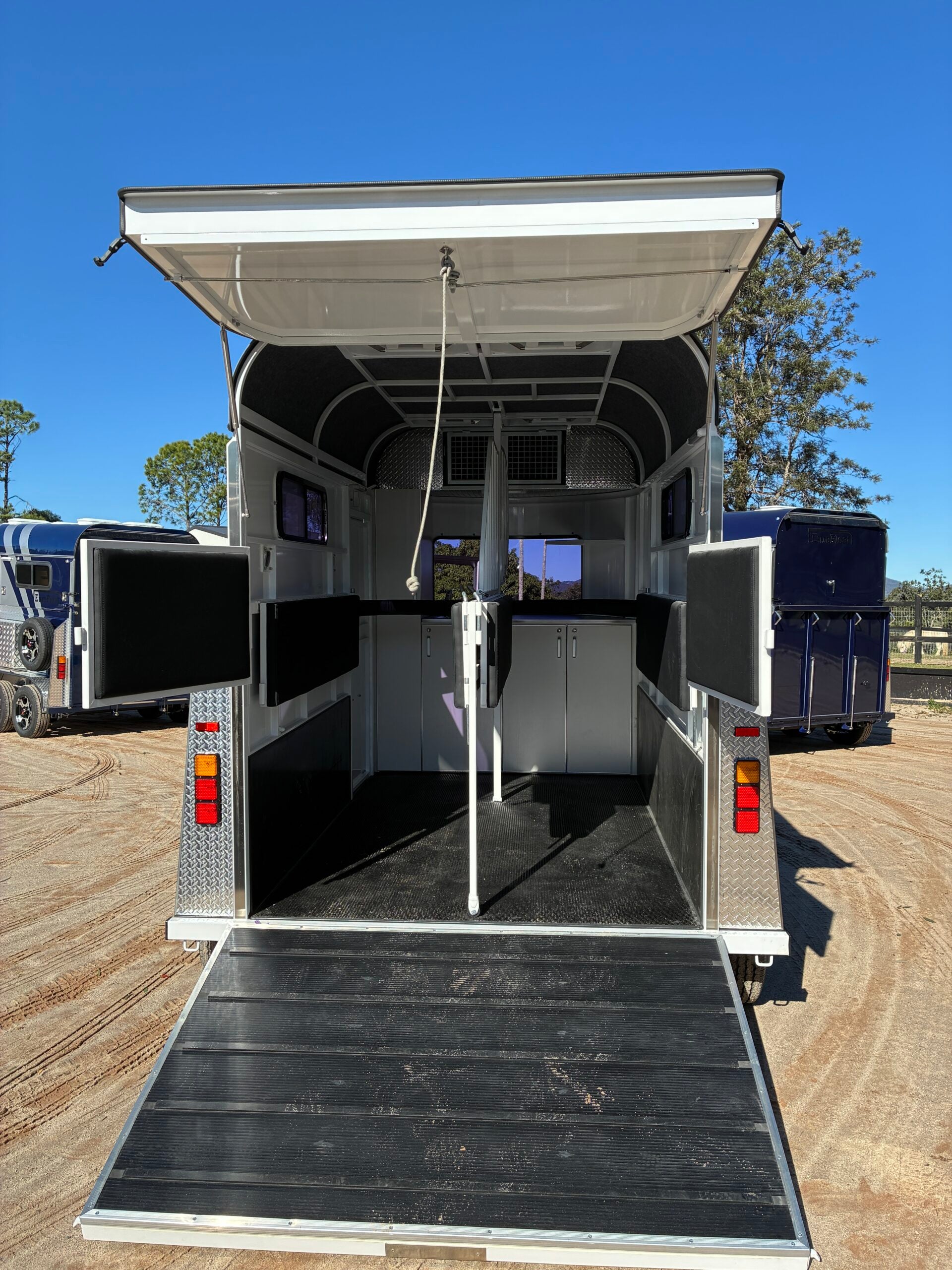 2HSL-L500 RN Prestige Series Standard Package