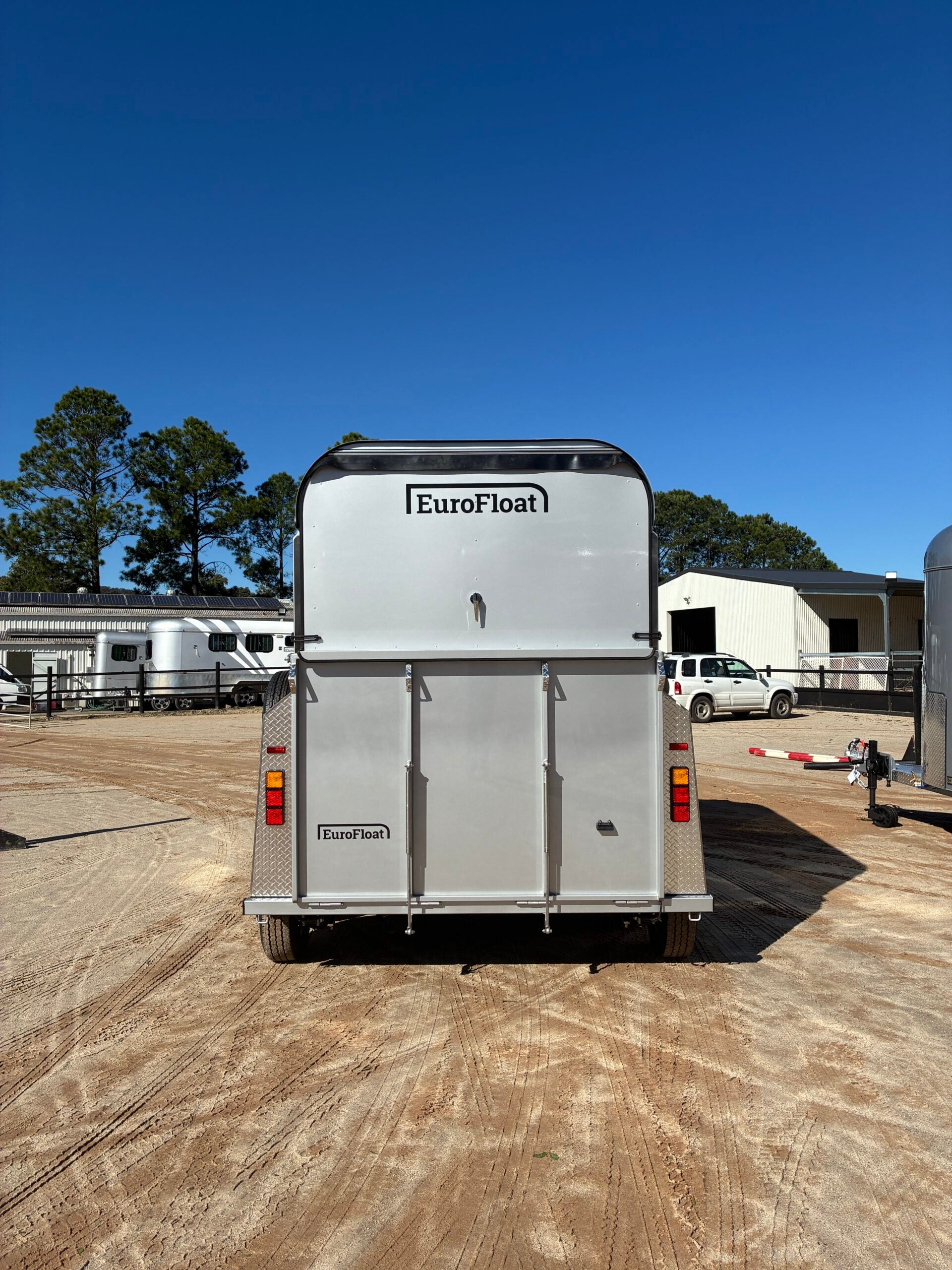2 Horse Straight Load Float L500 RN
