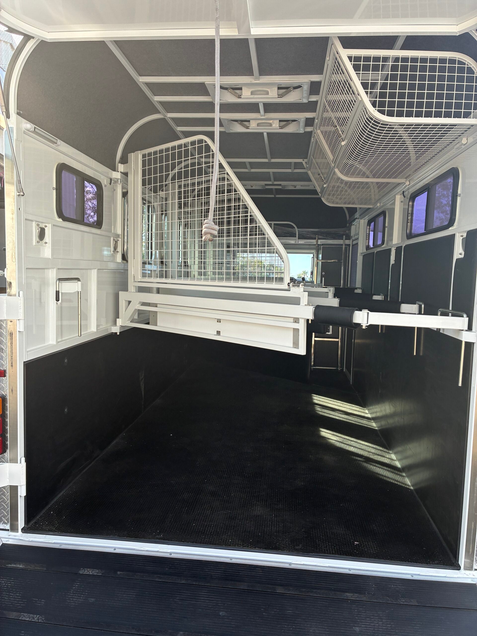 3HAL-L500 SN Prestige Eventer Series Deluxe Package