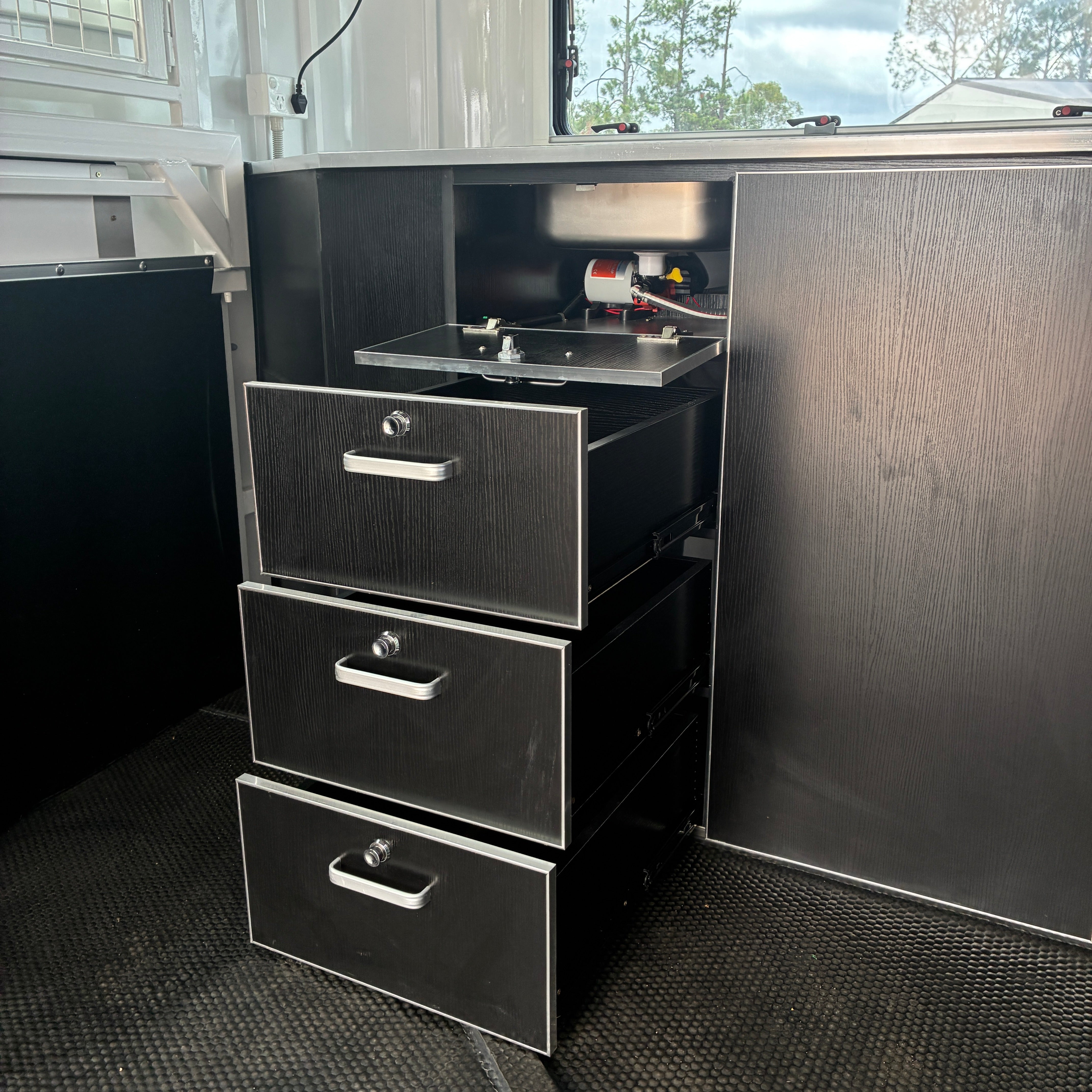 3HAL-L500 SN Prestige Series Deluxe Package