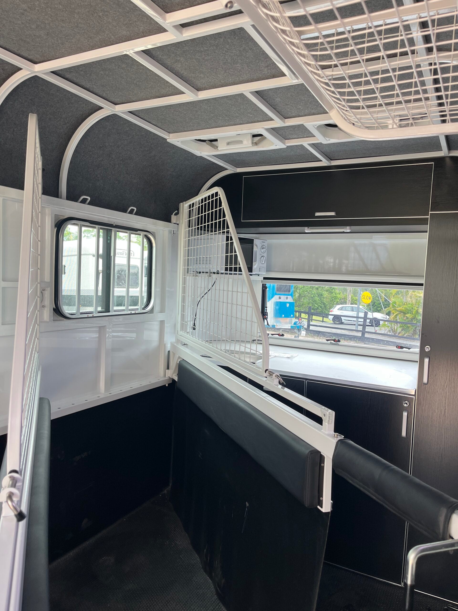 2HAL-L860 SN Prestige Series Deluxe Package