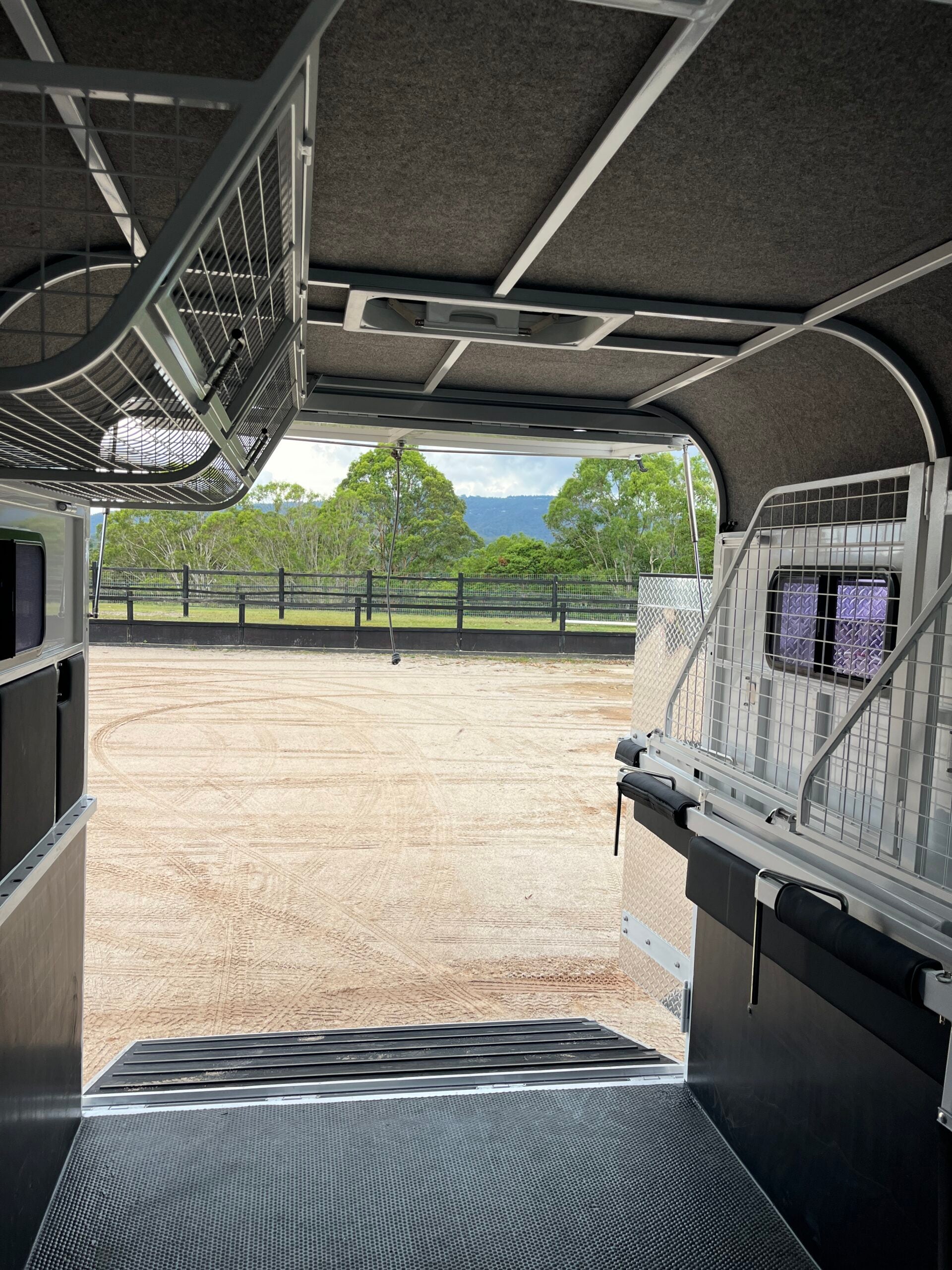 2HAL-L860 SN Prestige Series Deluxe Package