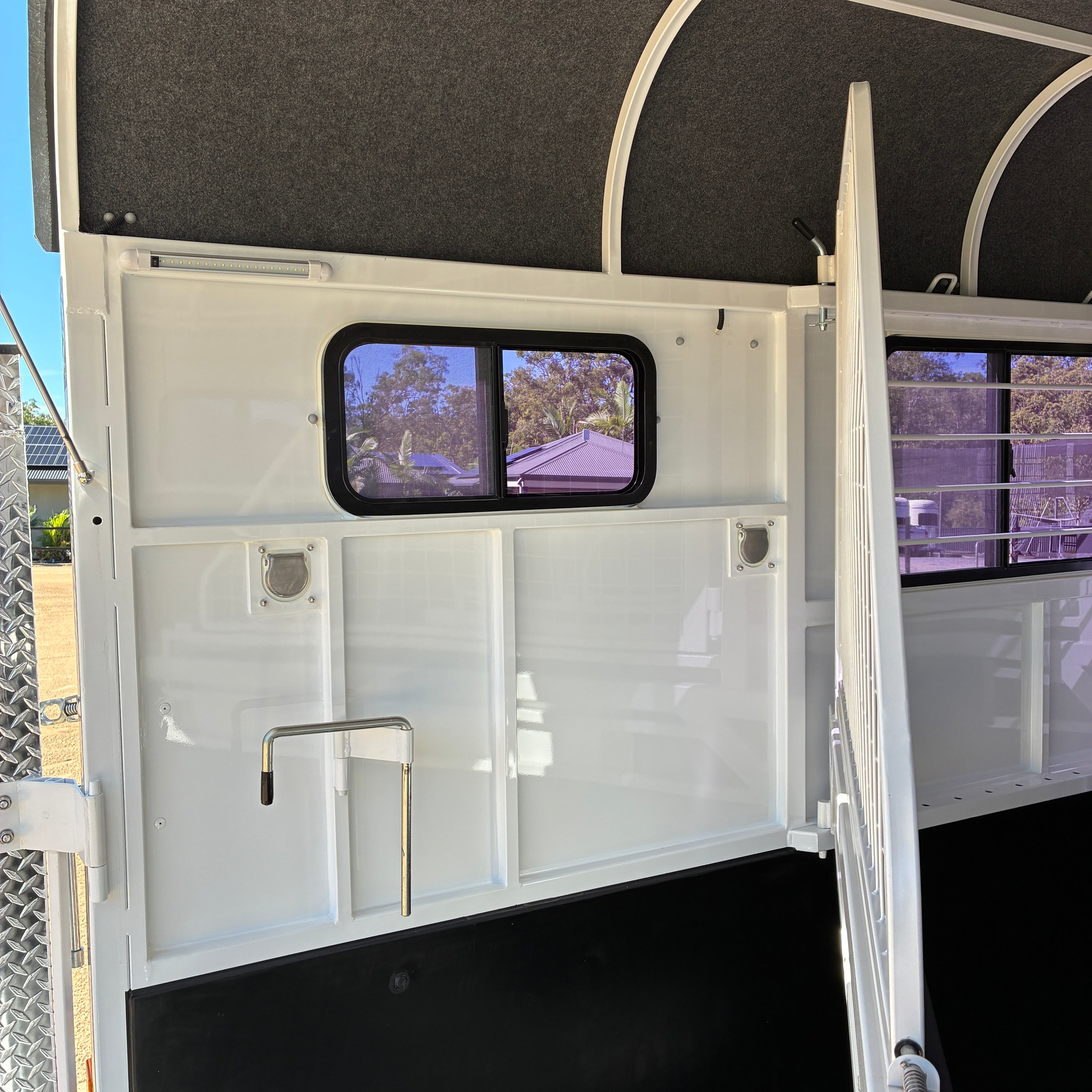 2HAL-S SN Prestige Series Standard Package