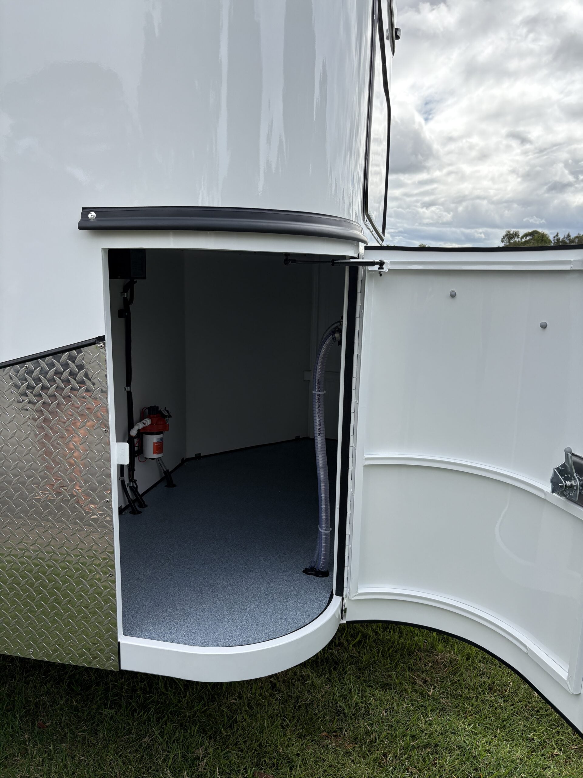 3HAL- THE Transporter SN Prestige Series Package