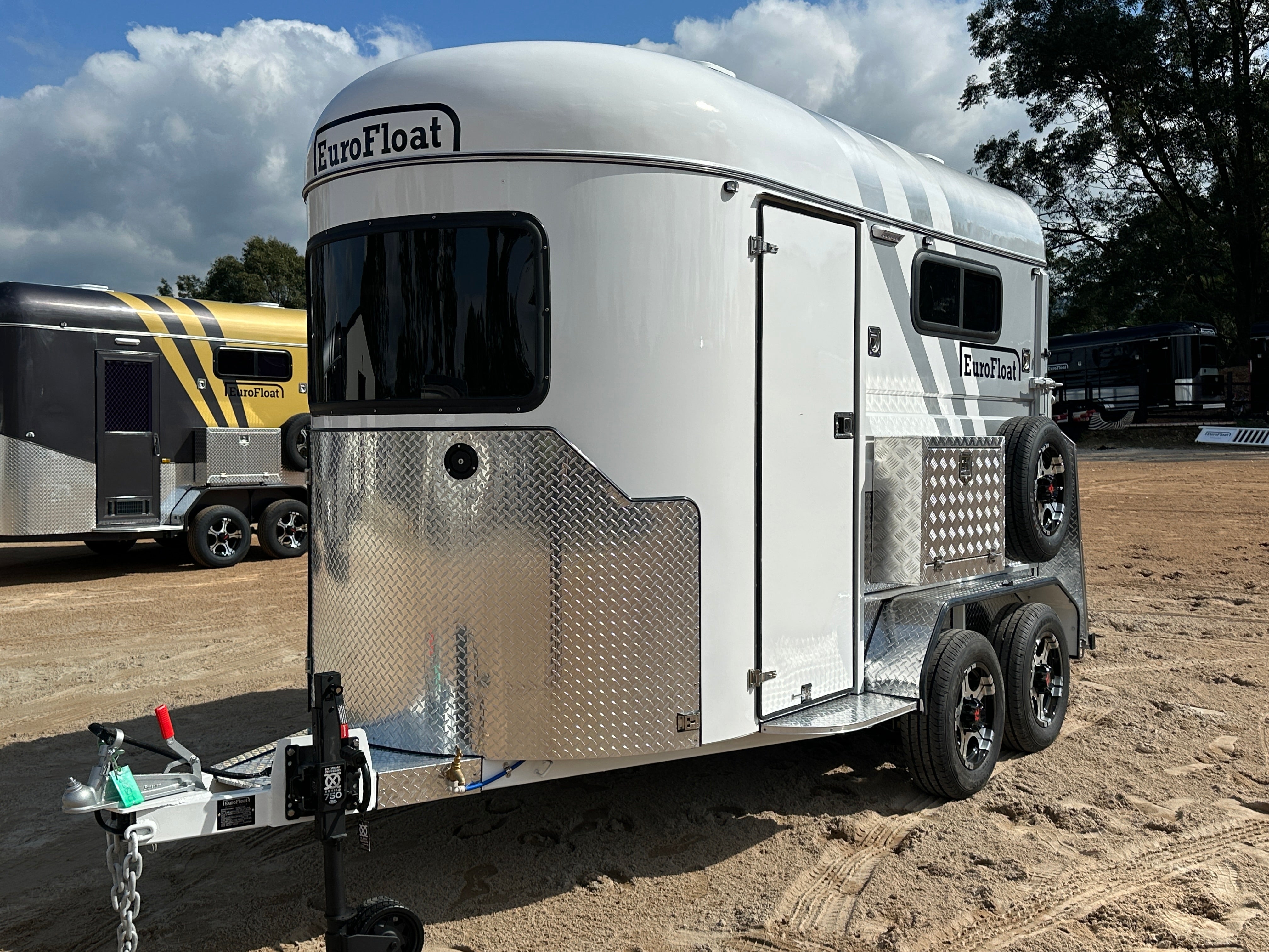2HSL-L400 RN Prestige Series Standard Package 751.C