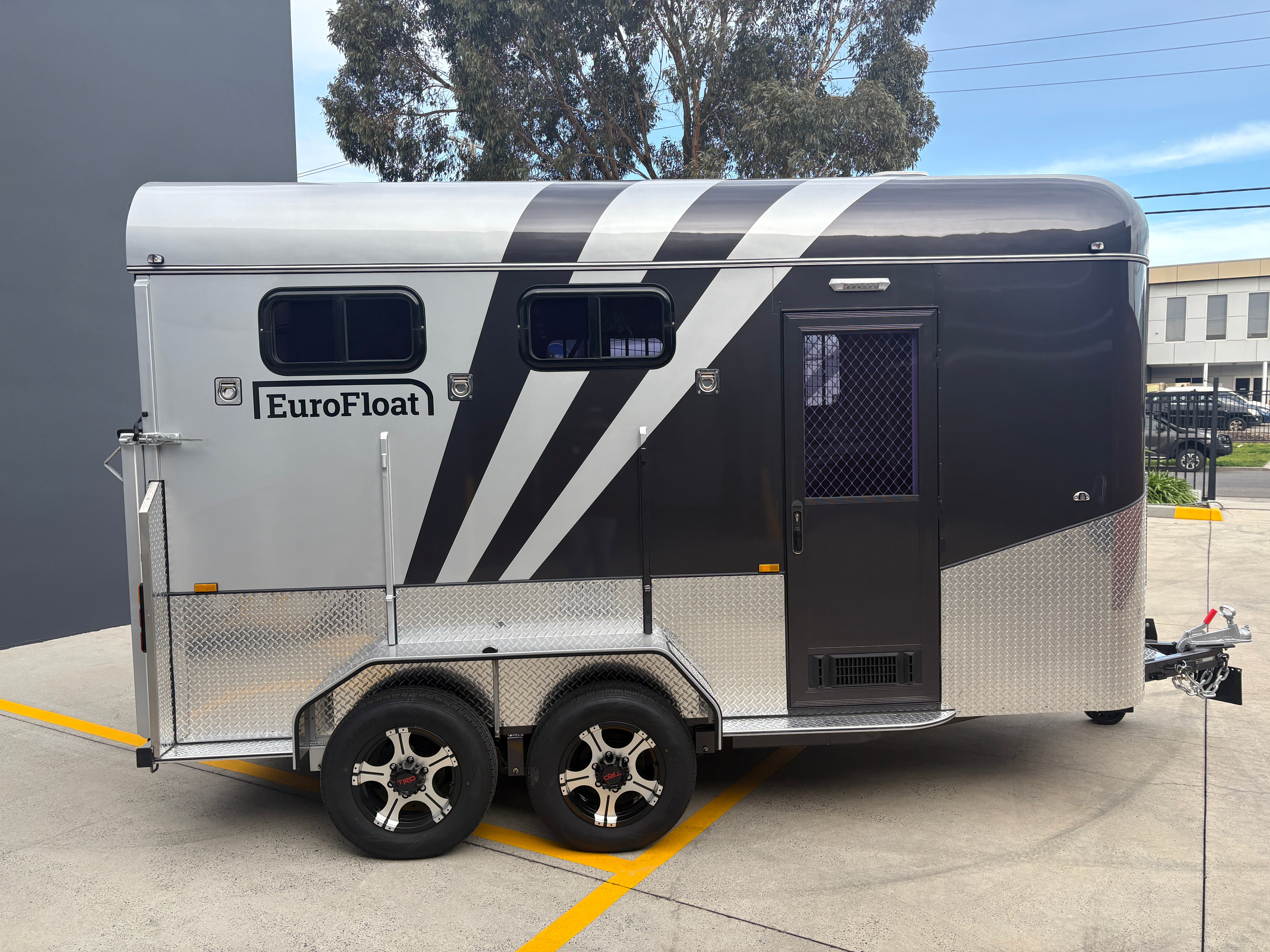 2HAL-L860 SN Prestige Series Deluxe Package