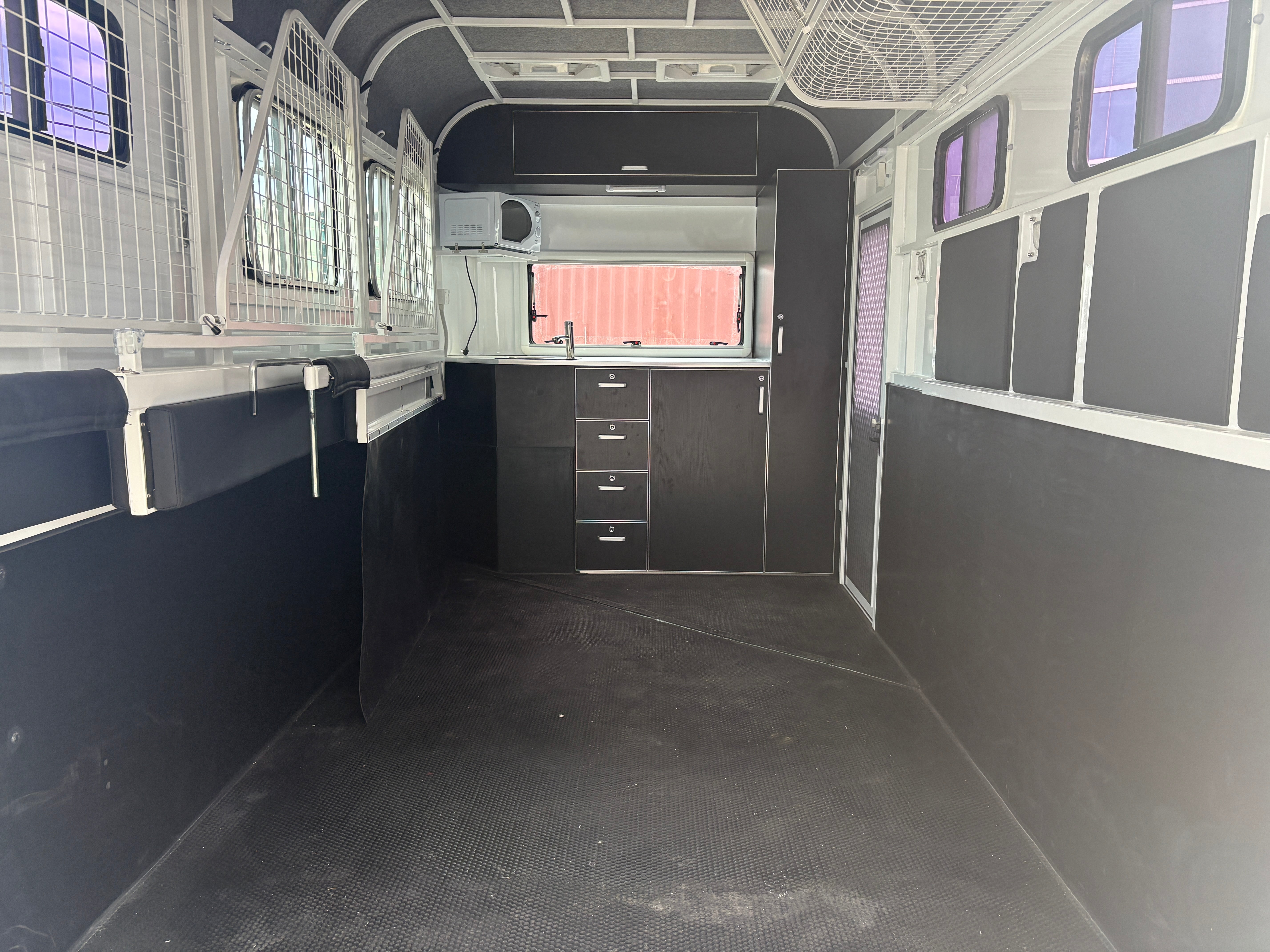 2HAL-L860 SN Prestige Series Deluxe Package