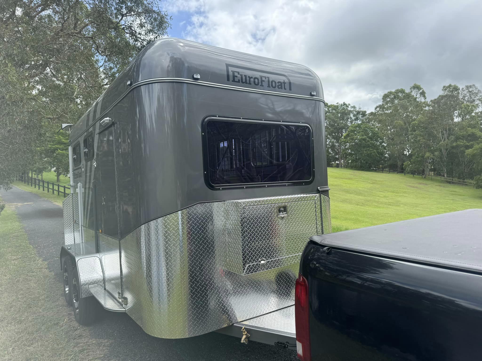 2HAL-L600 SN Prestige Series Standard Package