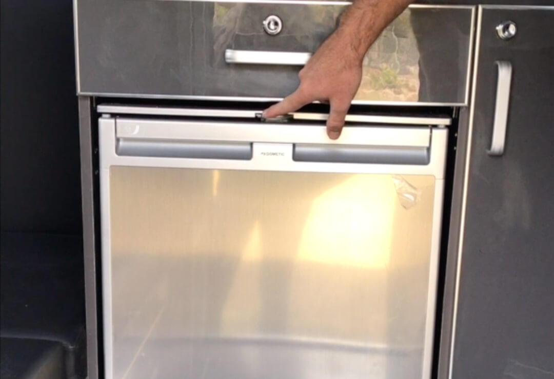 How to use the Waeco fridge