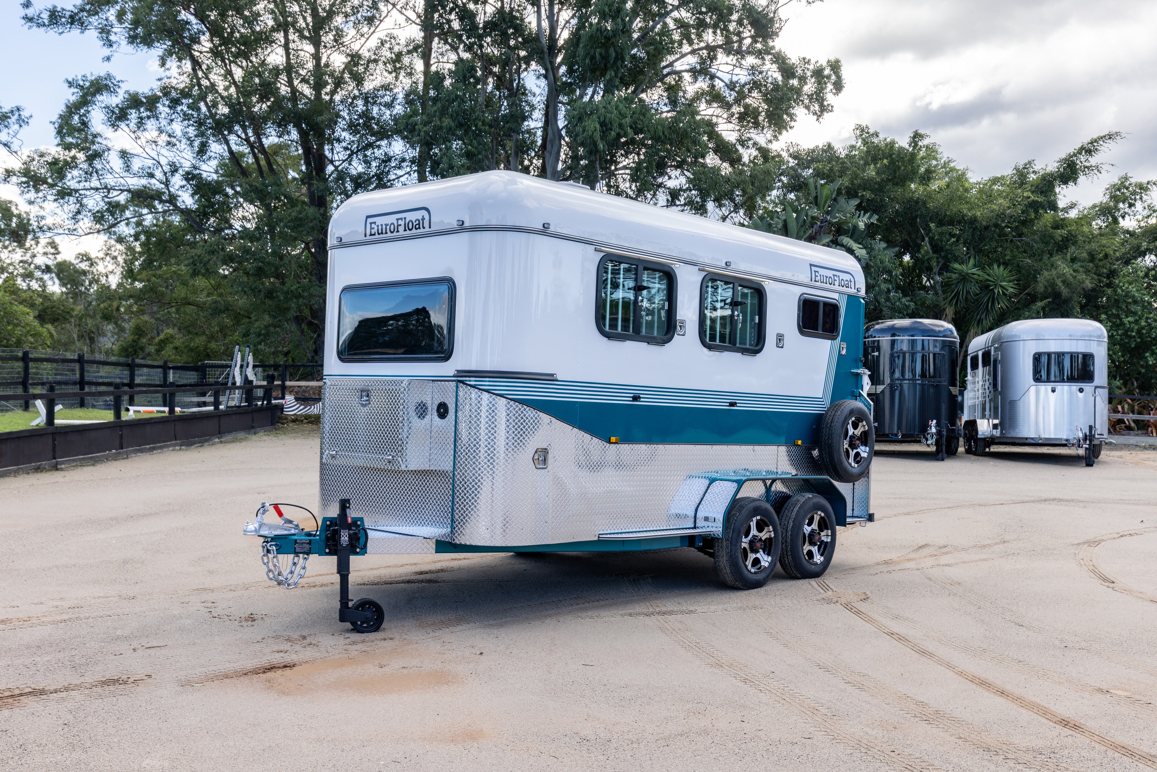 2HAL-L860 SN Prestige Series Deluxe Package