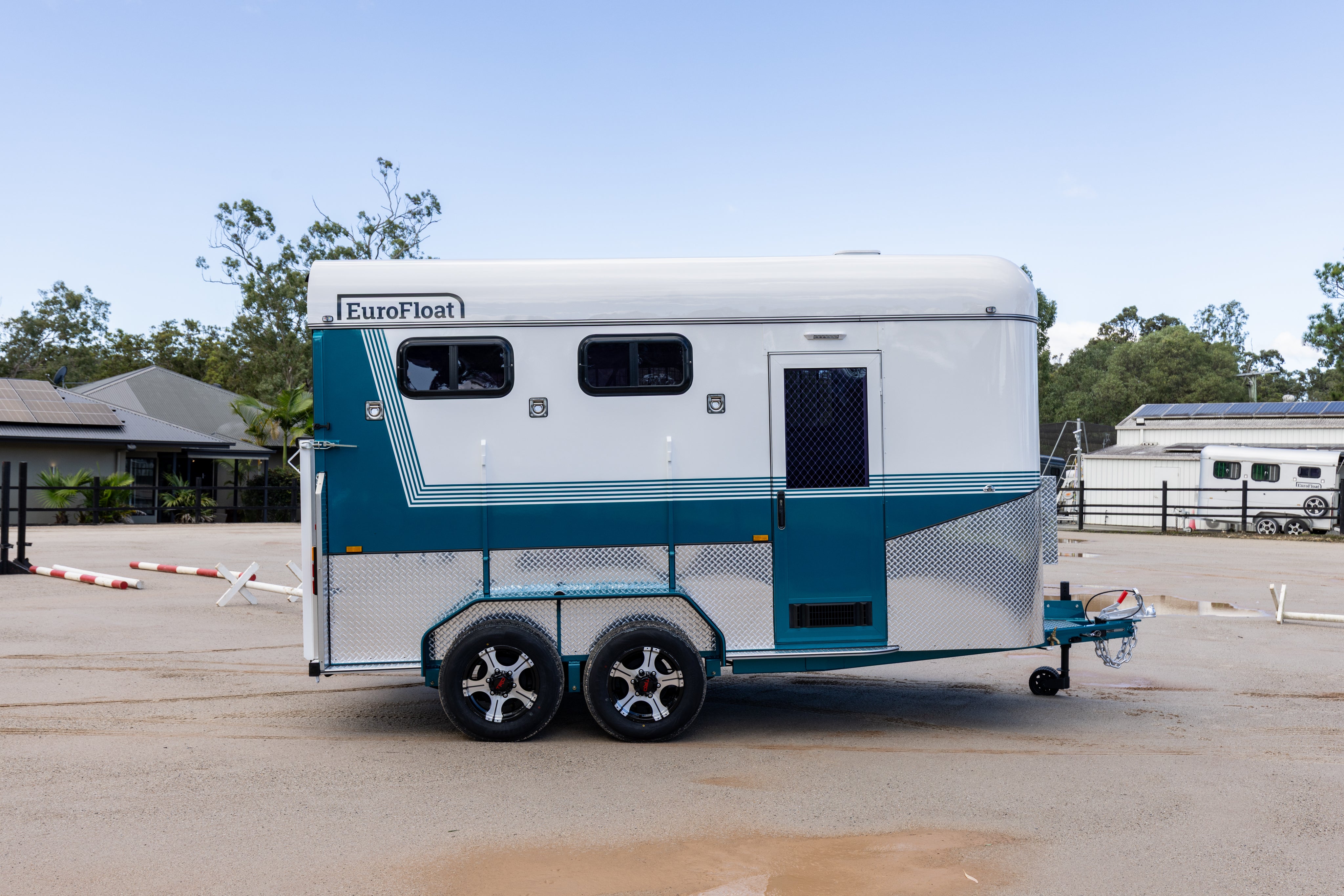 2HAL-L860 SN Prestige Series Deluxe Package