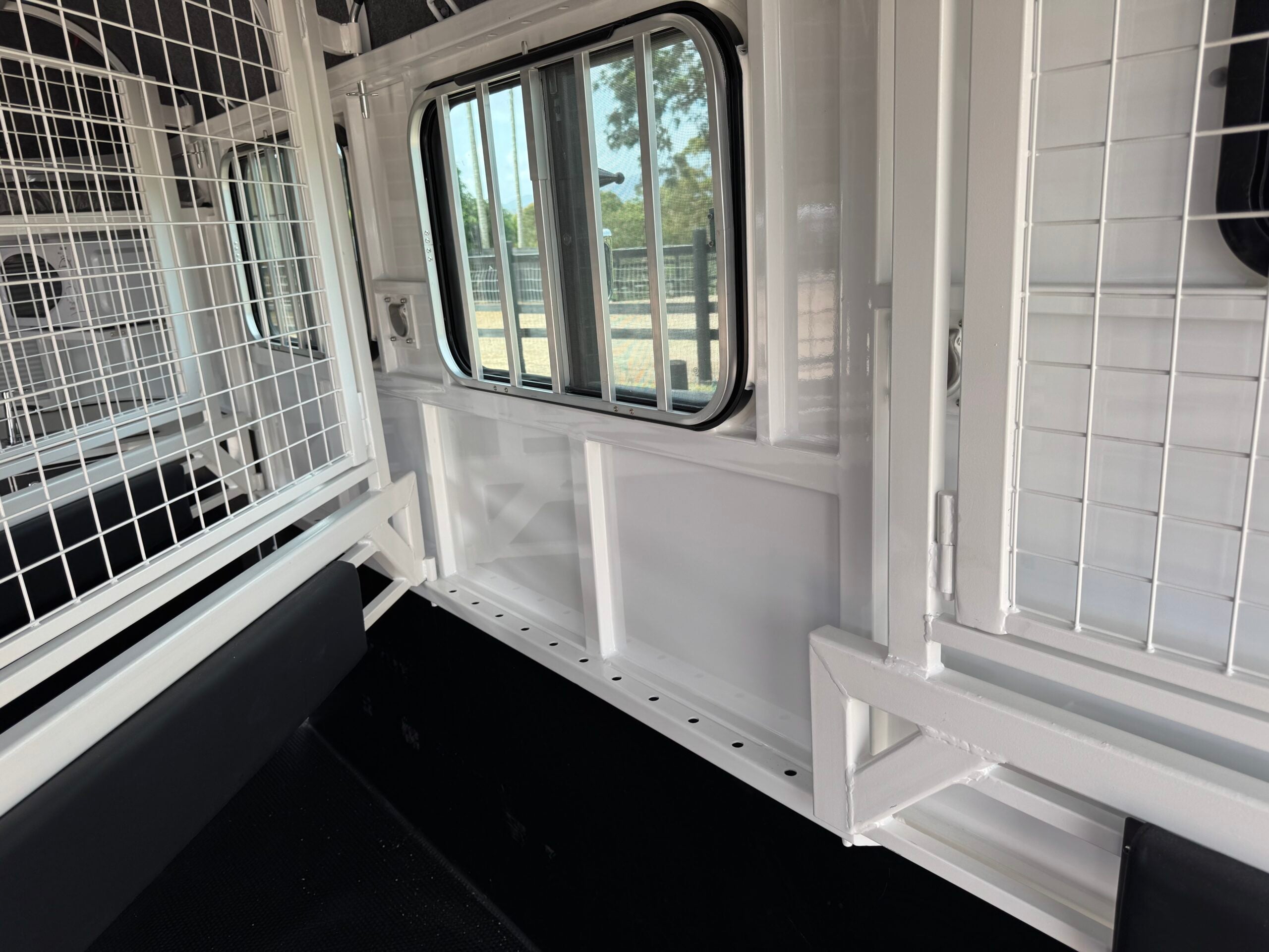 2HAL-L860 Eventer SN Prestige Series Deluxe Package