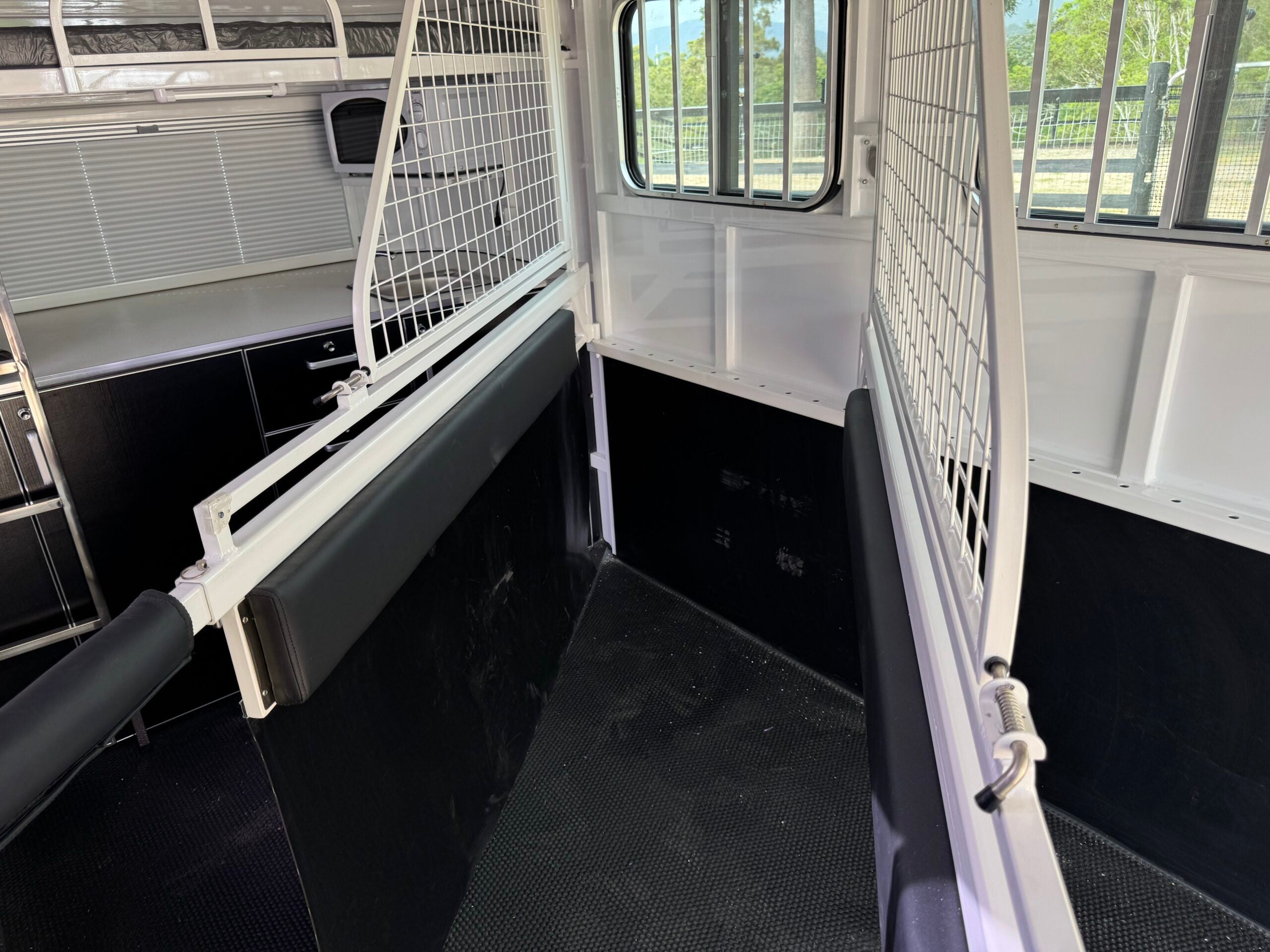 2HAL-L860 Eventer SN Prestige Series Deluxe Package