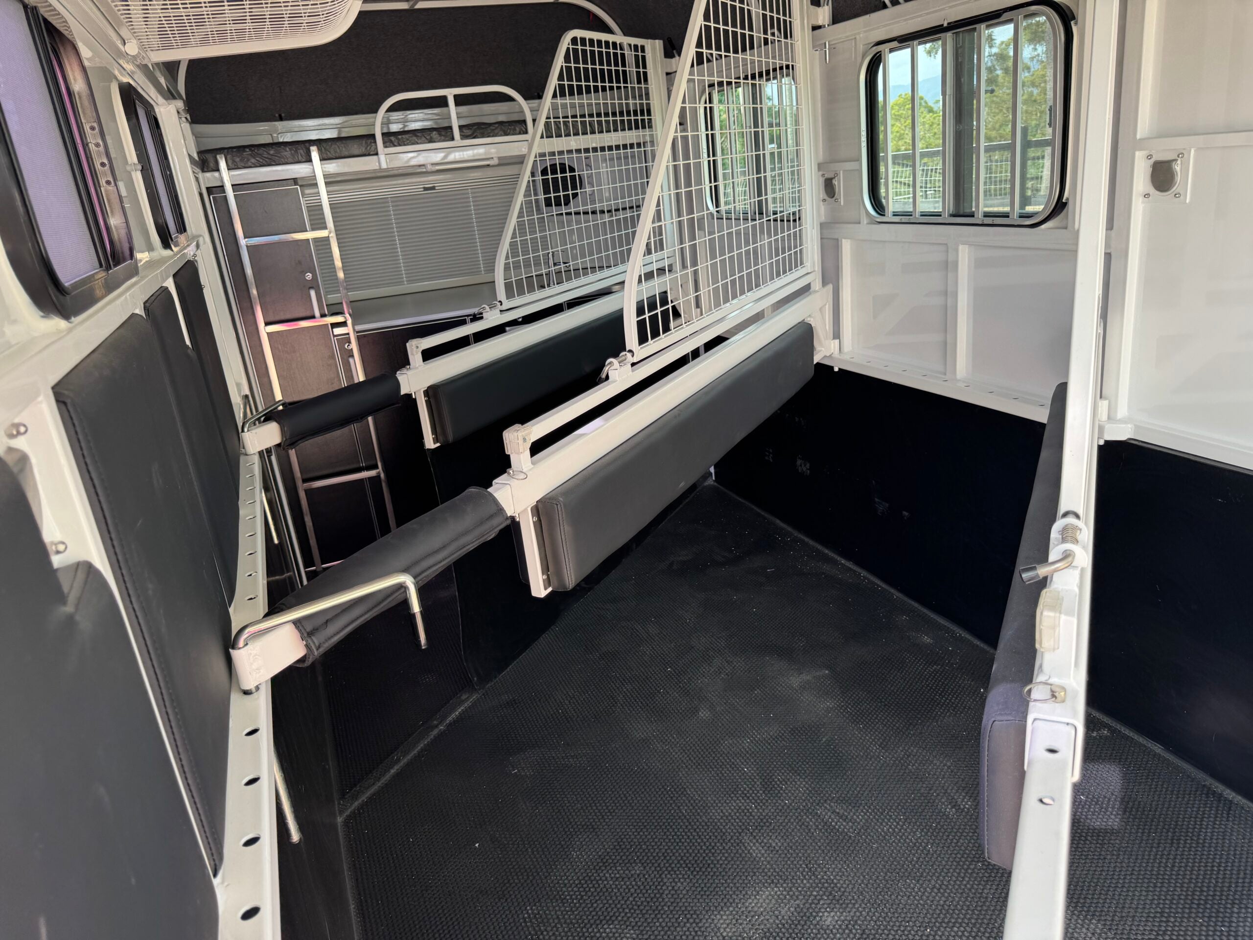 2HAL-L860 Eventer SN Prestige Series Deluxe Package