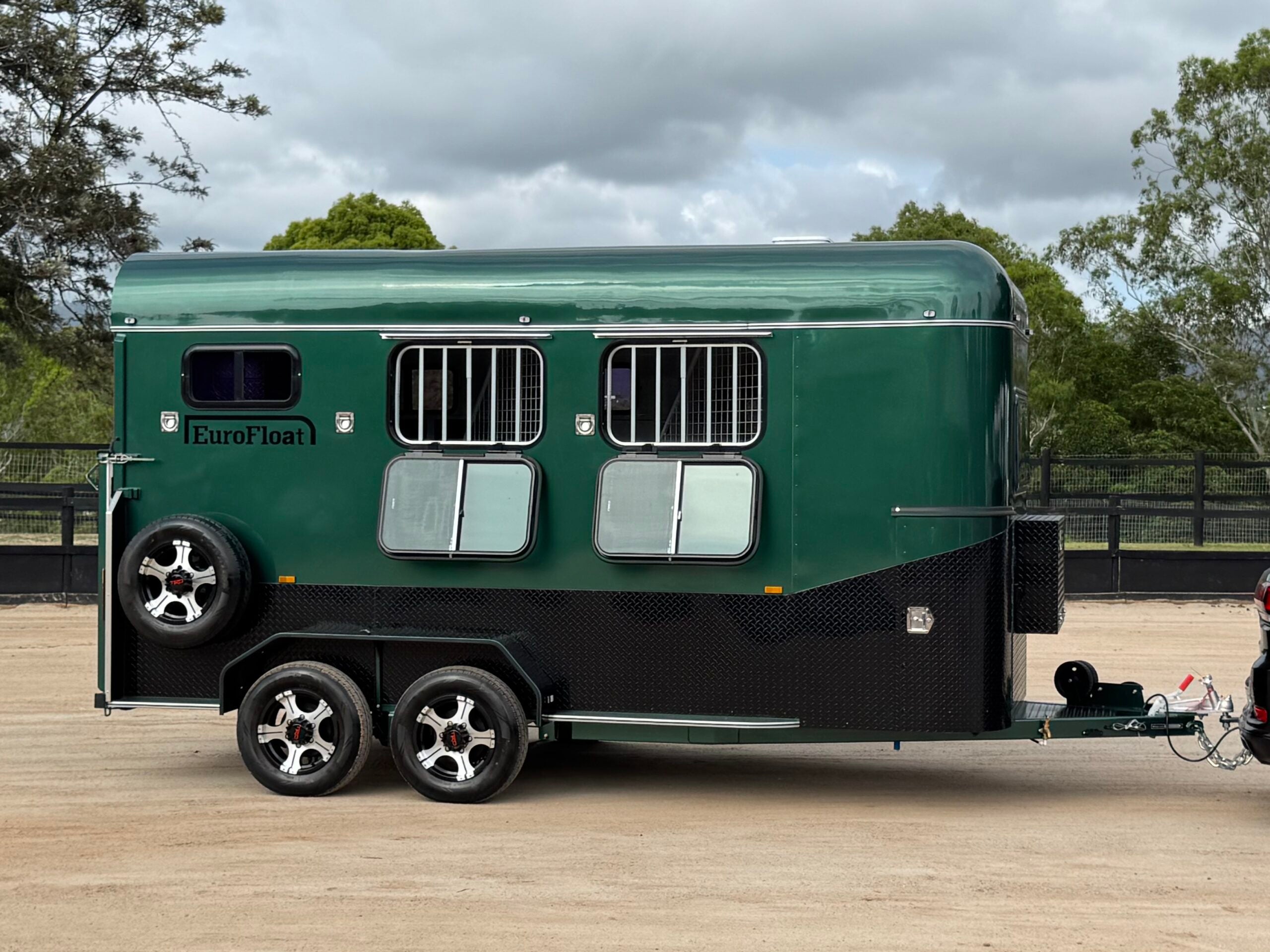 2HAL-L860 Eventer SN Prestige Series Deluxe Package
