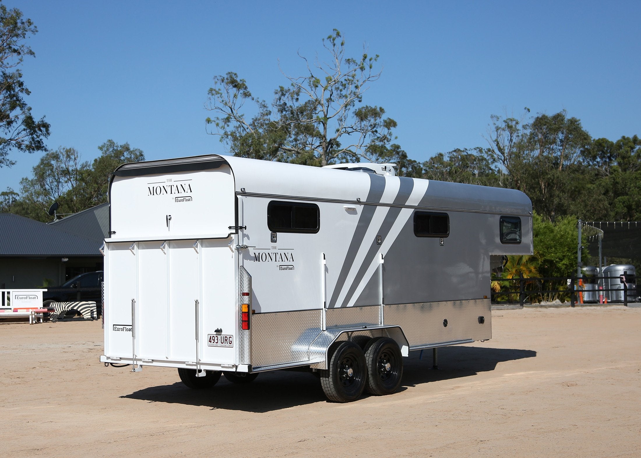 Gooseneck Overnighter Package 2HSGN SN (2.1)