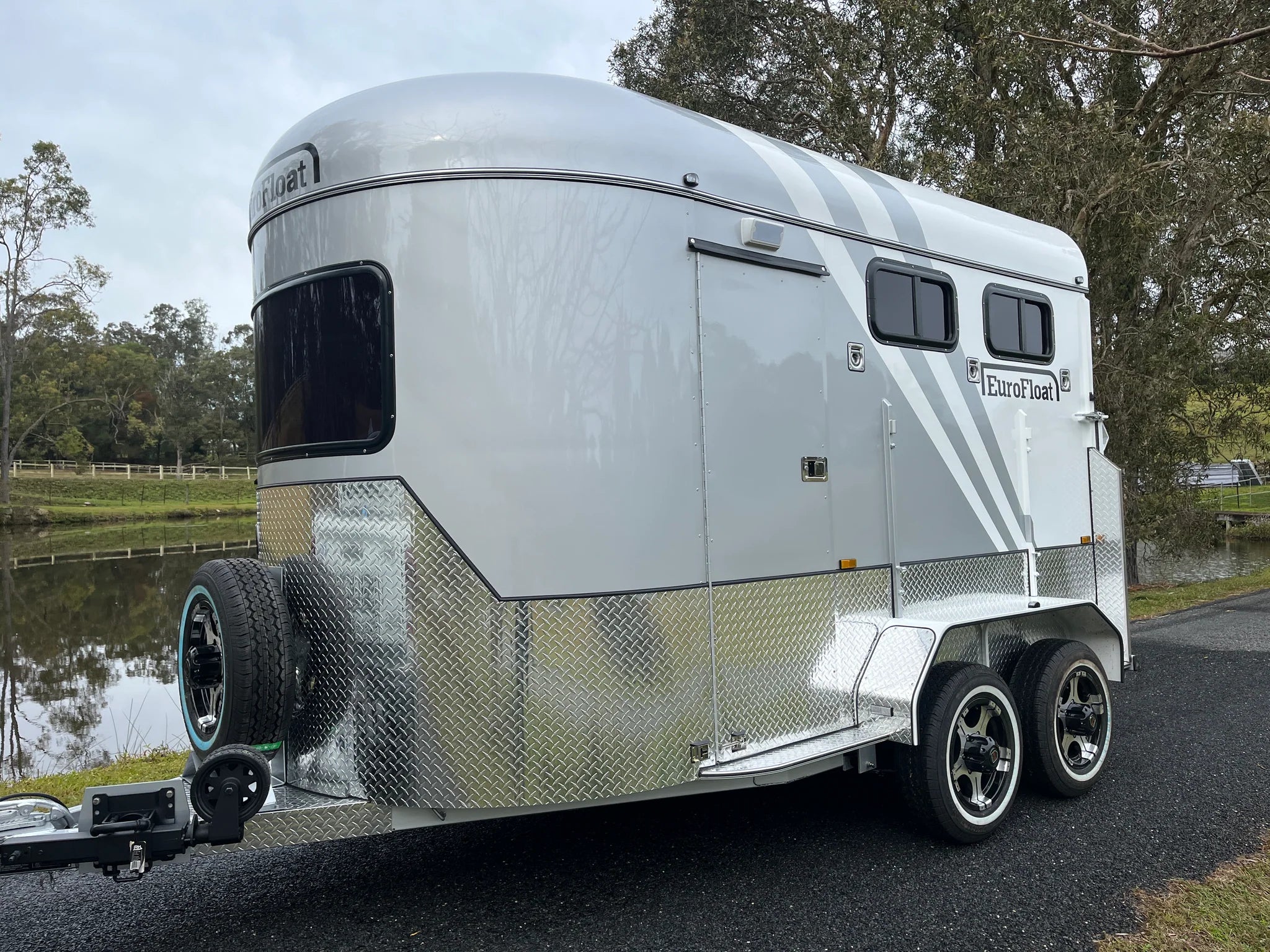 2HAL-L600 RN Prestige Series Standard Package