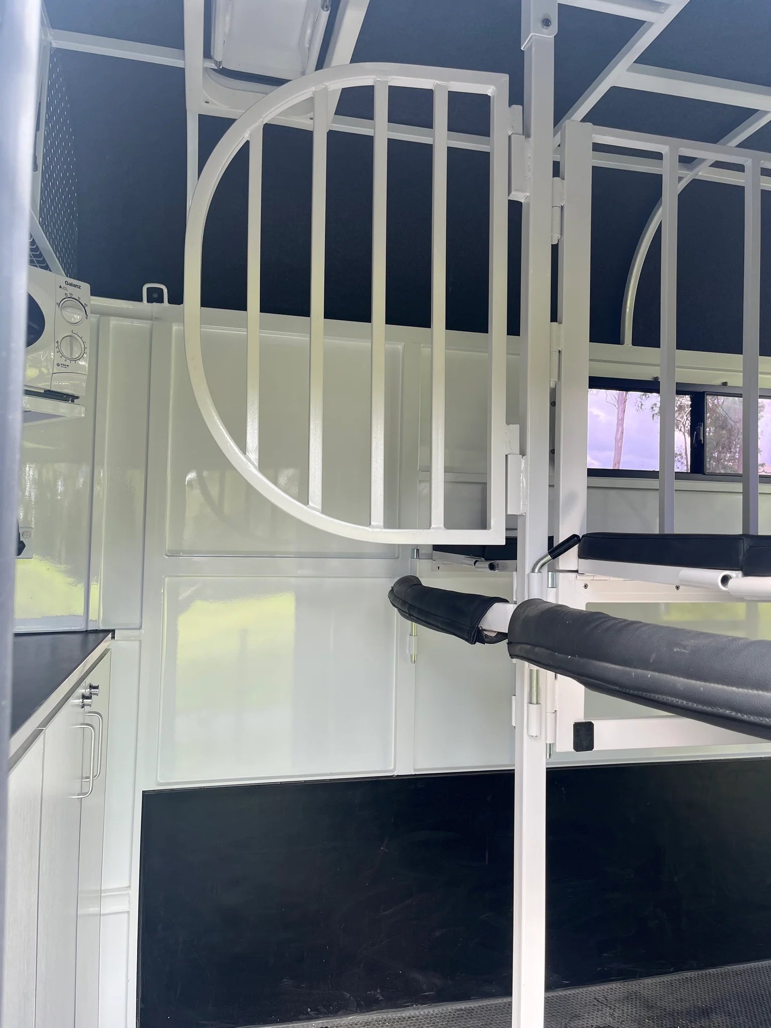 2HSL-L400 RN Prestige Series Deluxe Package