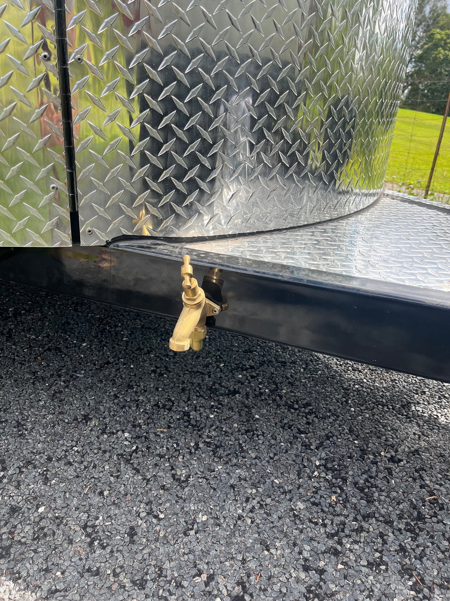 2 Horse Straight Load Camper Float L500 RN