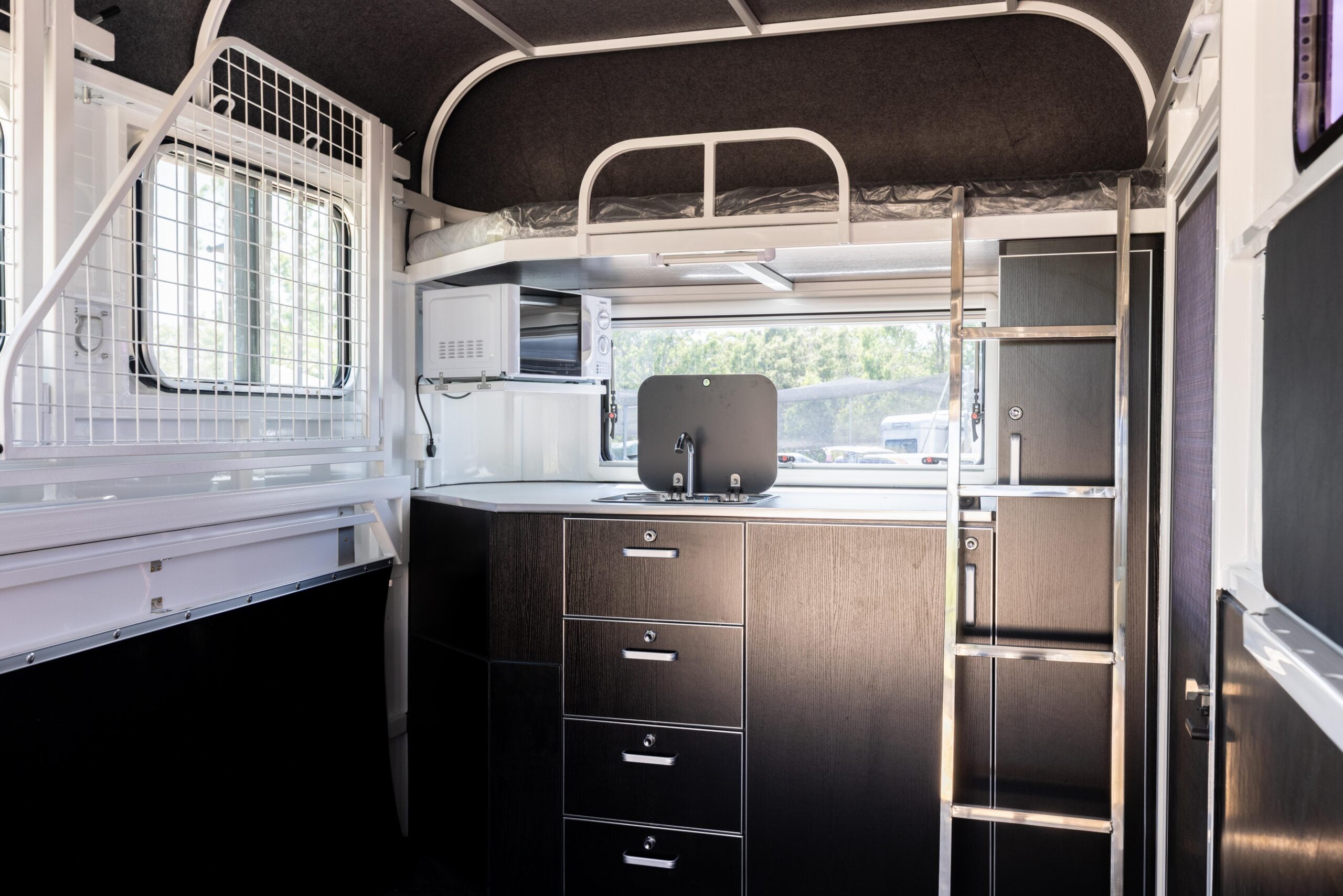 3HAL-L500 SN Prestige Eventer Series Deluxe Package