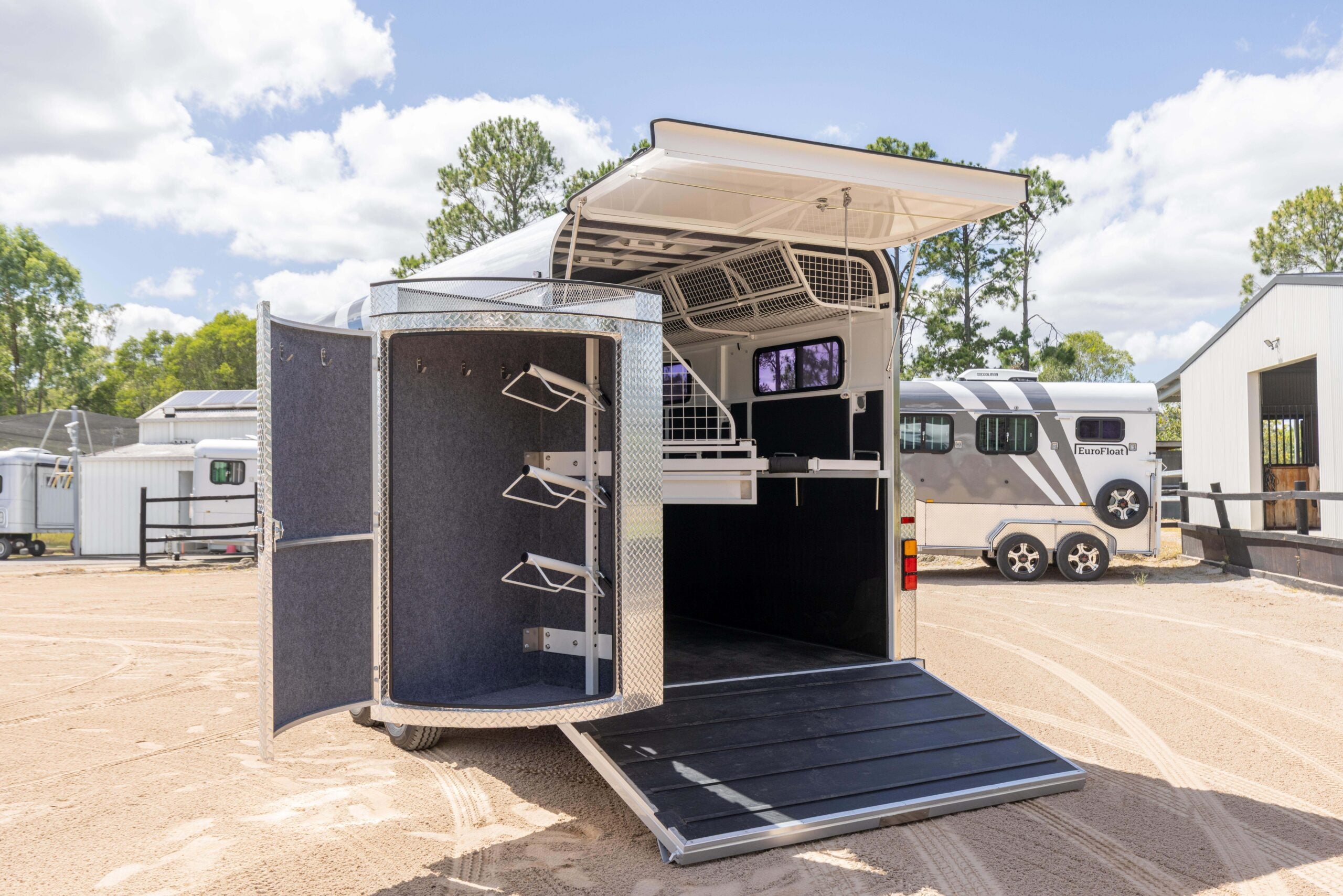 3HAL-L500 SN Prestige Eventer Series Deluxe Package