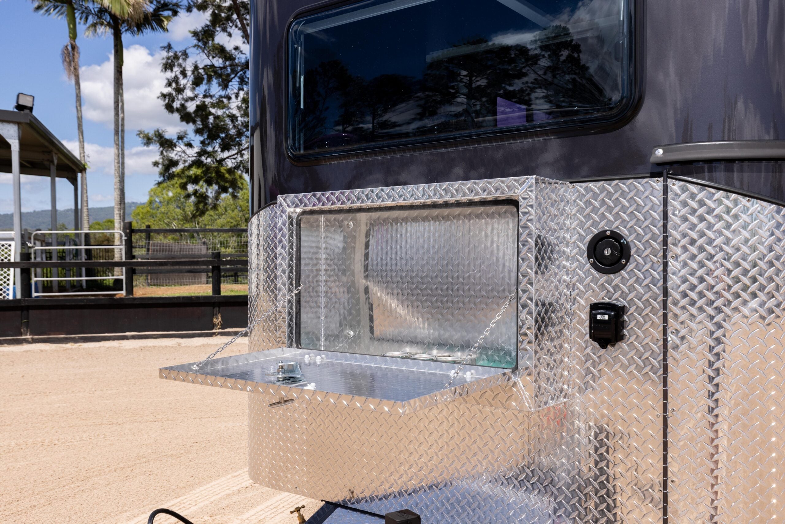 3HAL-L500 SN Prestige Eventer Series Deluxe Package