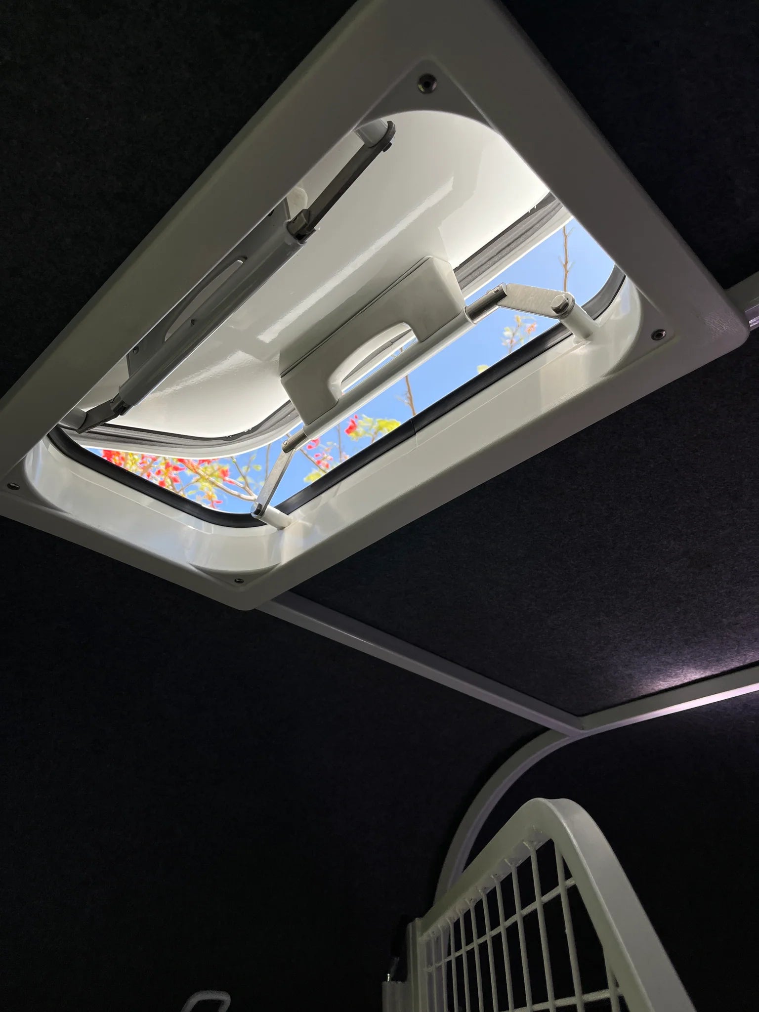 3HAL-S SN Prestige Series + Storage Standard Package