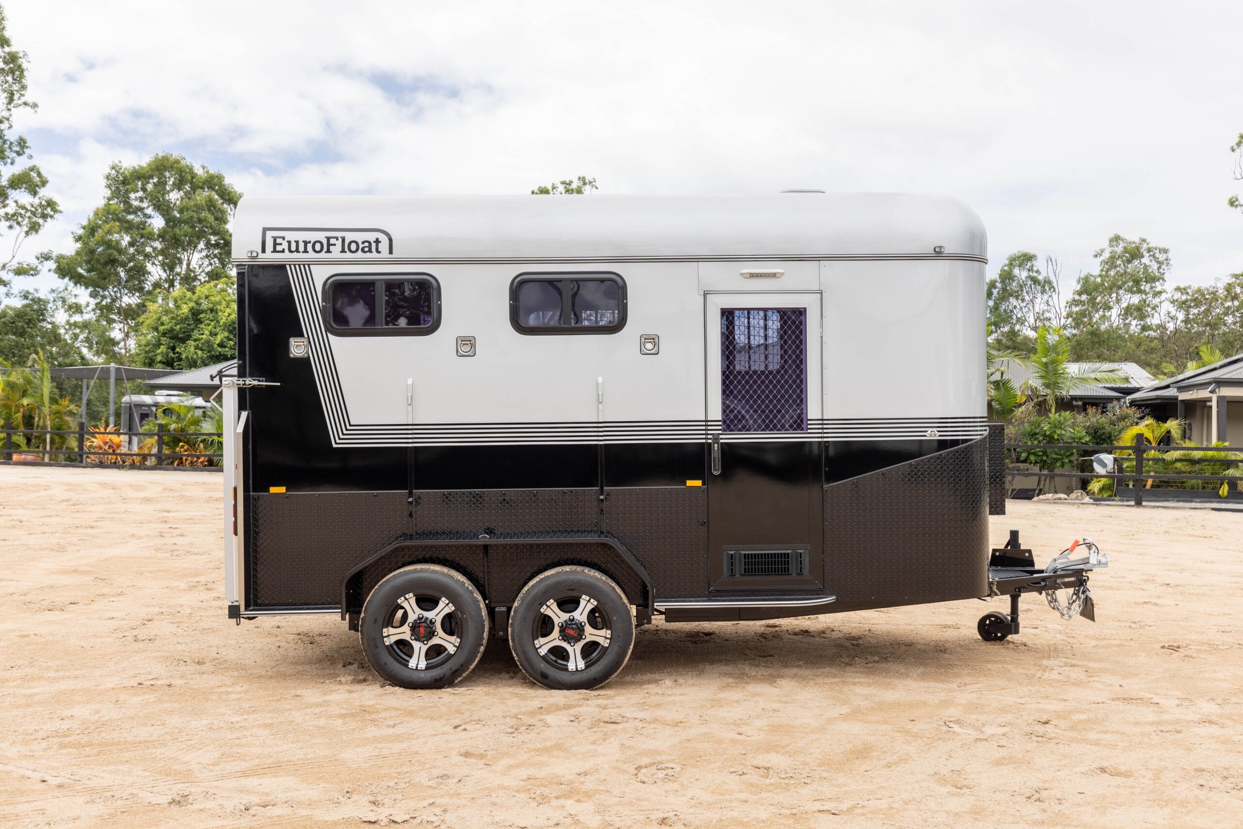 2HAL-L860 SN Prestige Series Deluxe Package