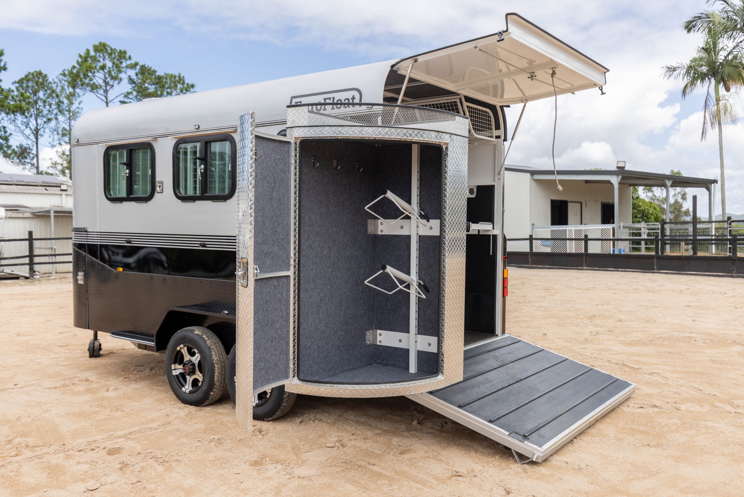 2HAL-L860 SN Prestige Series Deluxe Package