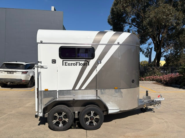 2 Horse Straight Load Float S RN Standard 763.C