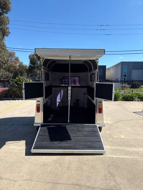 2 Horse Straight Load Float S RN Standard 763.C