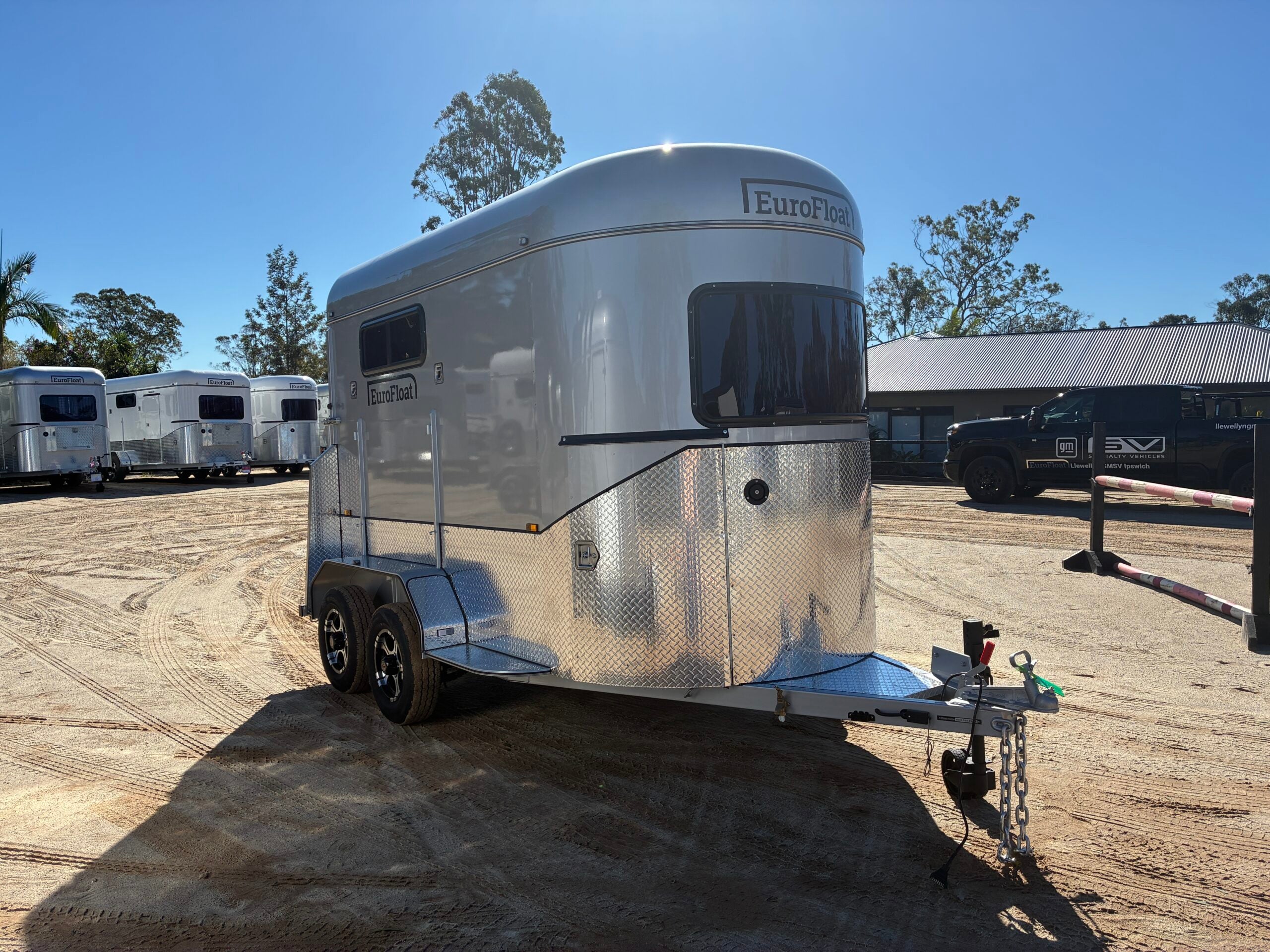 2 Horse Straight Load Float L500 RN