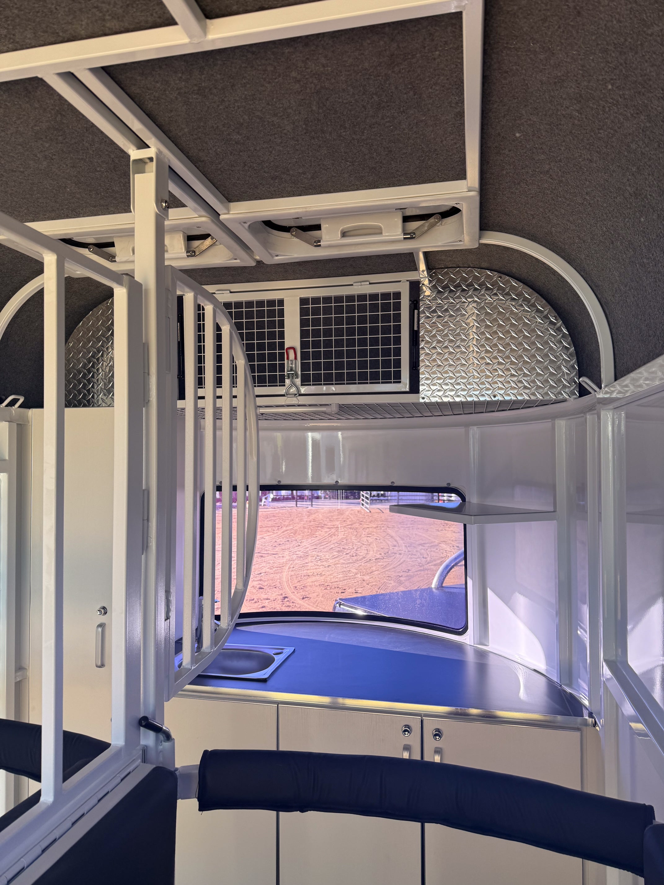 2HSL-L500 RN Prestige Series Standard Package