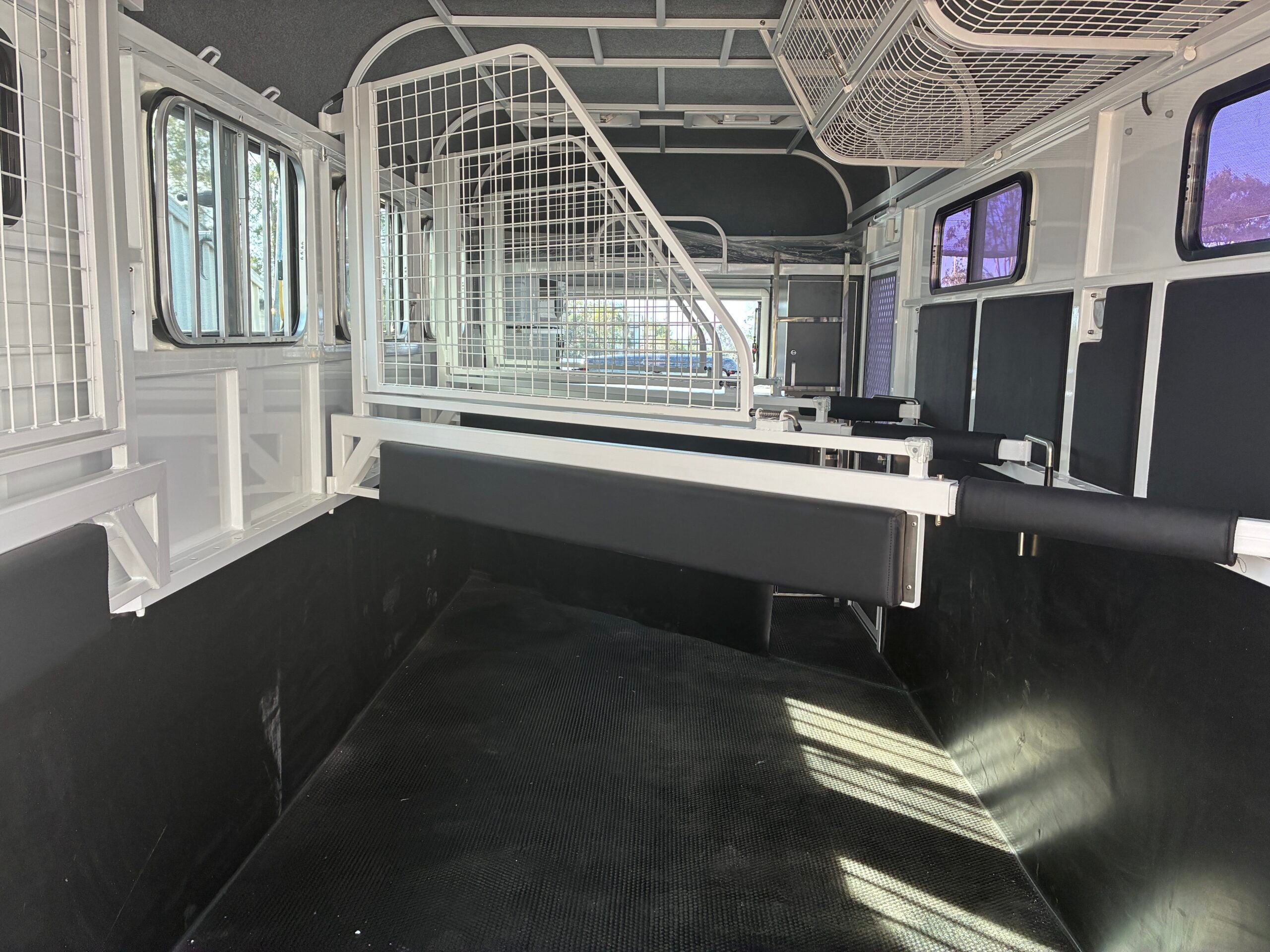3HAL-L500 SN Prestige Eventer Series Deluxe Package
