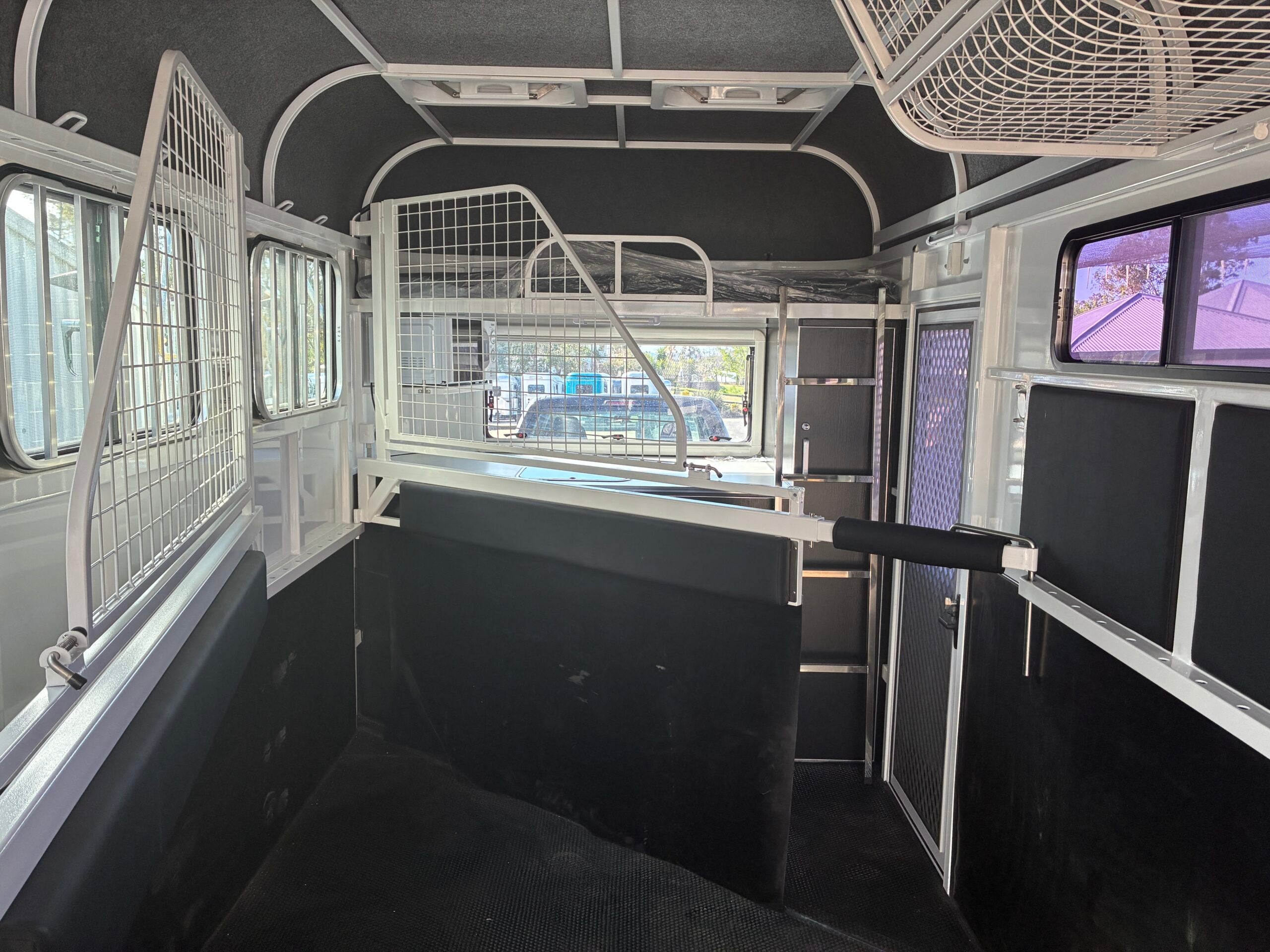 3HAL-L500 SN Prestige Eventer Series Deluxe Package