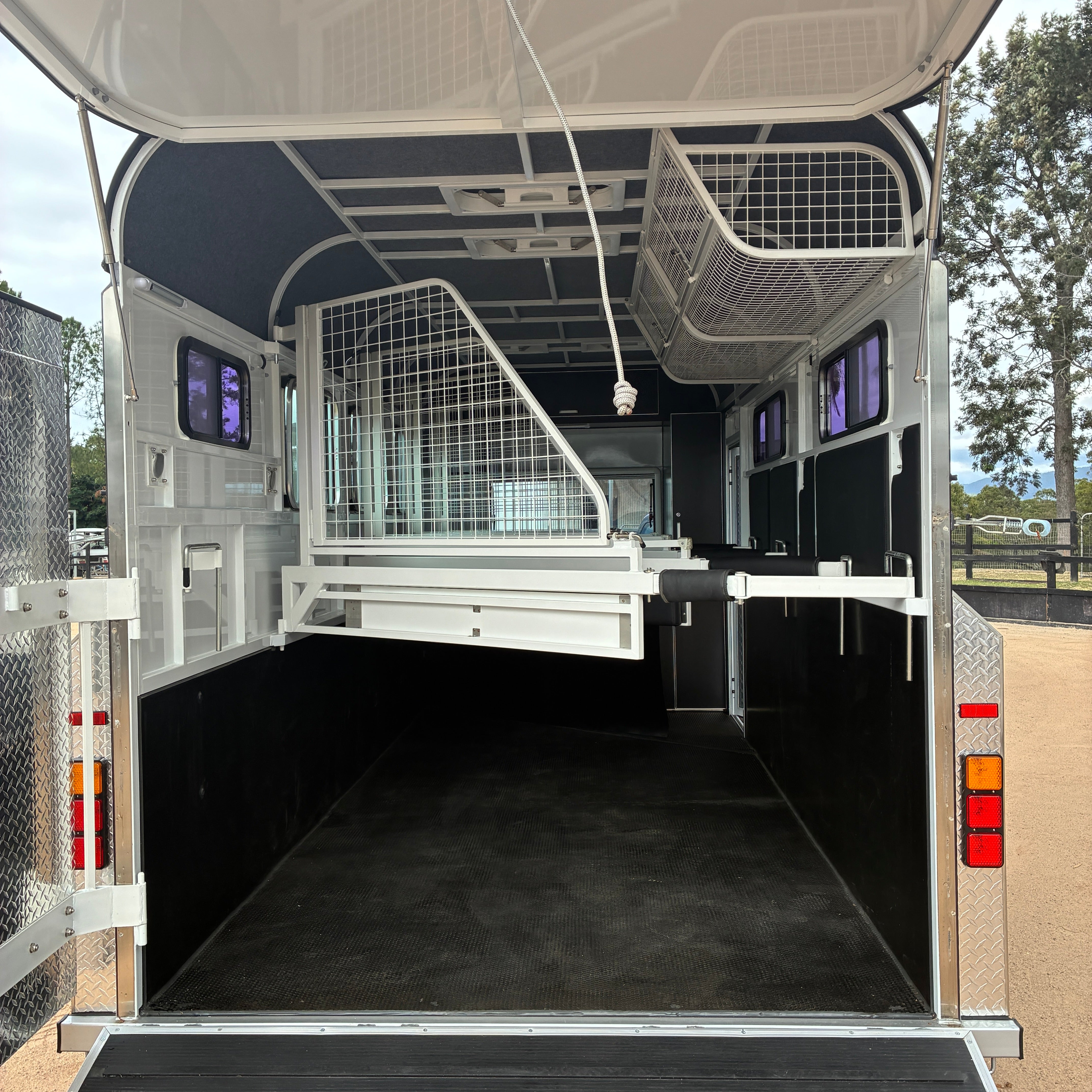 3HAL-L500 SN Prestige Series Deluxe Package