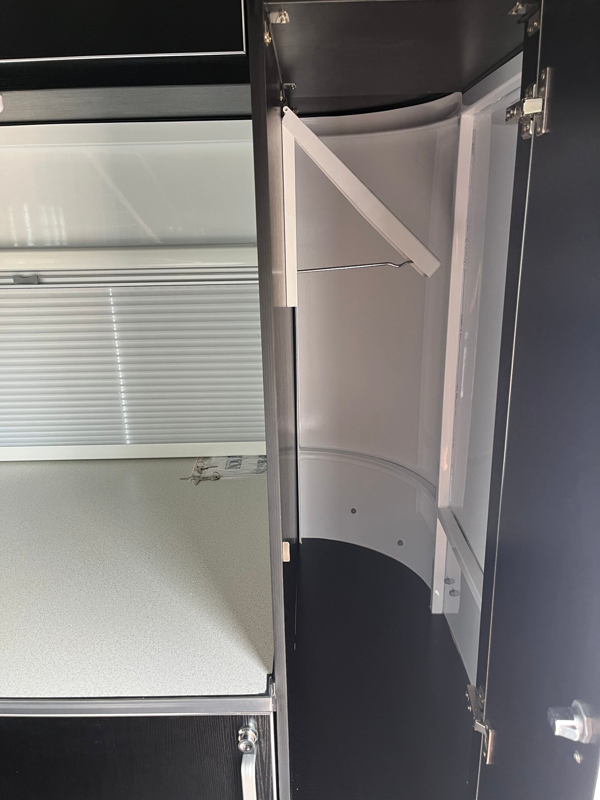 2HAL-L860 SN Prestige Series Deluxe Package