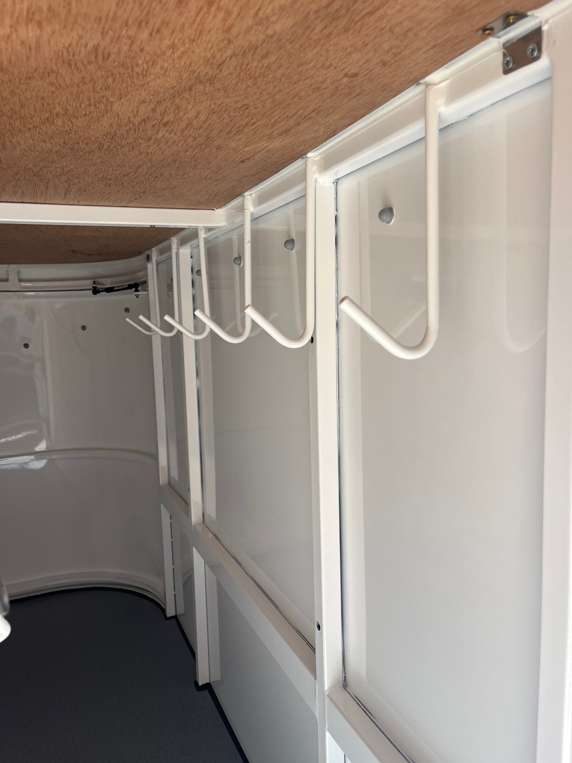 2HSL-L600 SN WB Prestige Series Standard Package